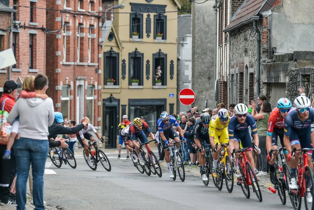 Tadej Pogacar marca terreno con un triunfo de etapa y el maillot amarillo en el Tour de Francia $!Tadej Pogacar marca terreno con un triunfo de etapa y el maillot amarillo en el Tour de Francia