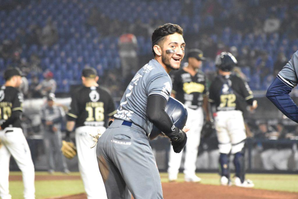 Triple de Marco Jaime le da el triunfo y la serie a Algodoneros de Guasave en Monterrey $!Triple de Marco Jaime le da el triunfo y la serie a Algodoneros de Guasave en Monterrey