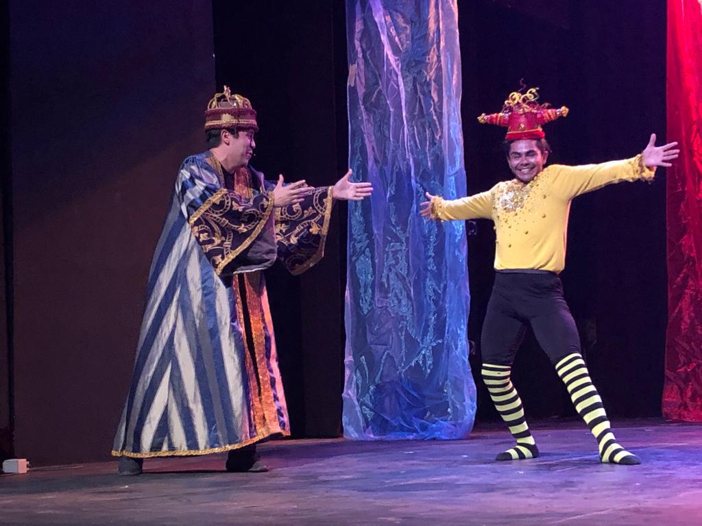 Rinden homenaje al teatro en ‘El camino de los locos’ $!Rinden homenaje al teatro en ‘El camino de los locos’