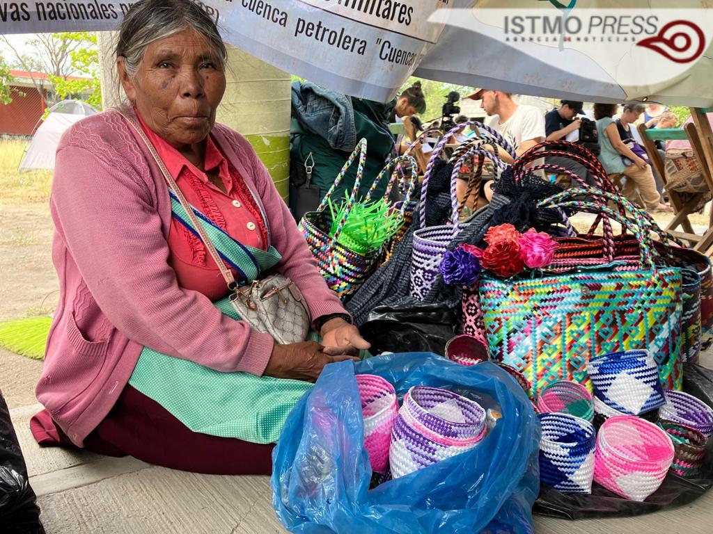 Llega caravana del sur a Oaxaca ‘el territorio es nuestro y lo defendemos resistiendo’ $!Llega caravana del sur a Oaxaca ‘el territorio es nuestro y lo defendemos resistiendo’