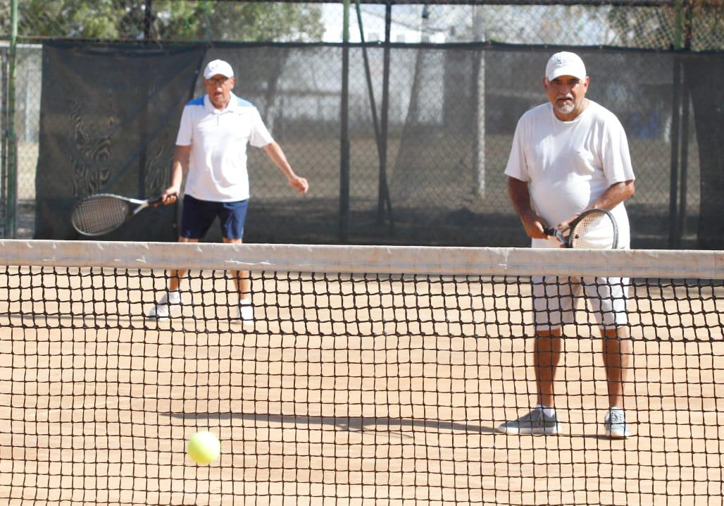 Se definen semifinalistas en el Torneo de 60 Años y Más del Muralla $!Se definen semifinalistas en el Torneo de 60 Años y Más del Muralla