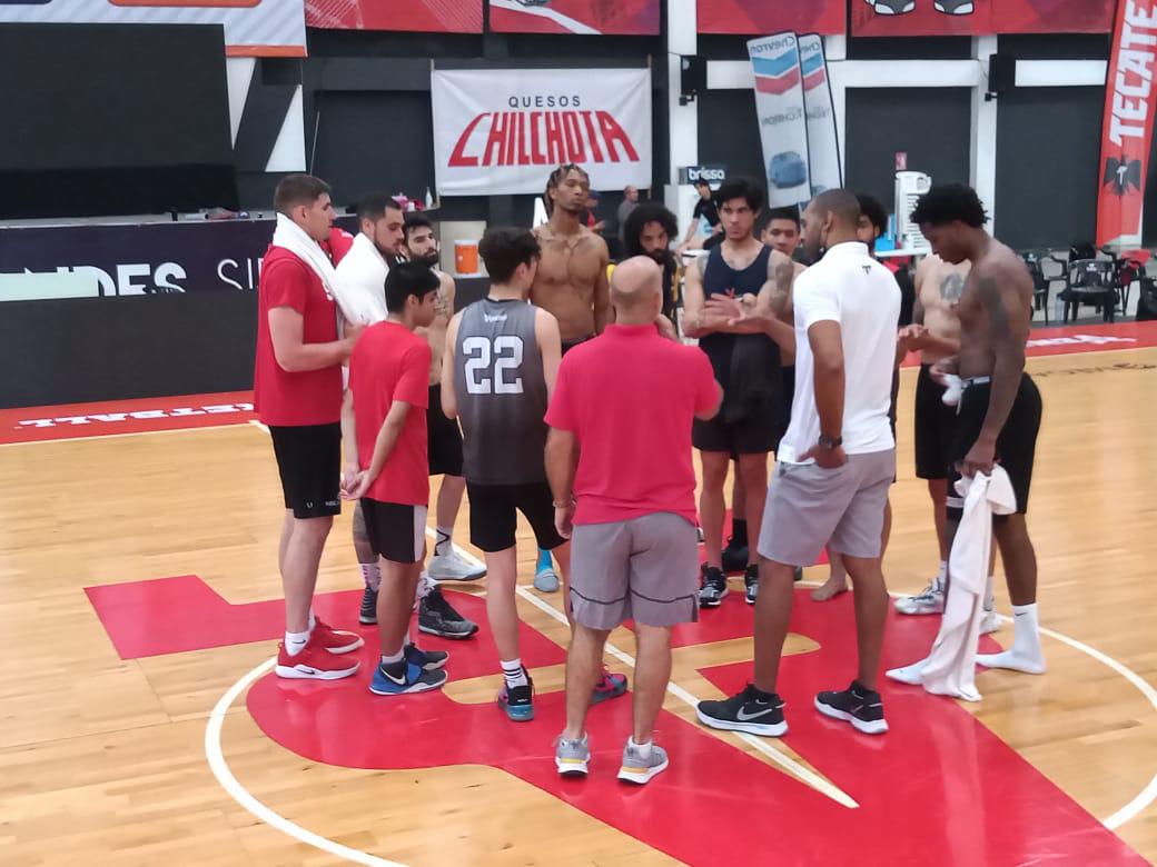 El ex seleccionado mexicano Ricardo Calatayud llega a Venados Basketball $!El ex seleccionado mexicano Ricardo Calatayud llega a Venados Basketball