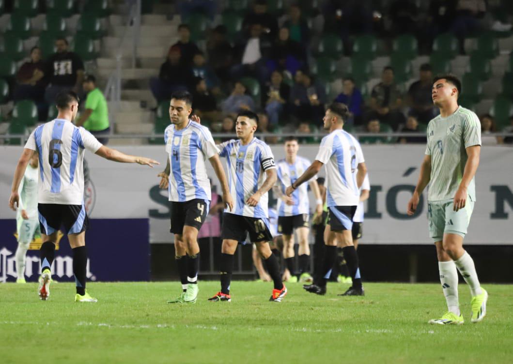 ¡Sencillito! Argentina golea a México en el Estadio El Encanto $!¡Sencillito! Argentina golea a México en el Estadio El Encanto