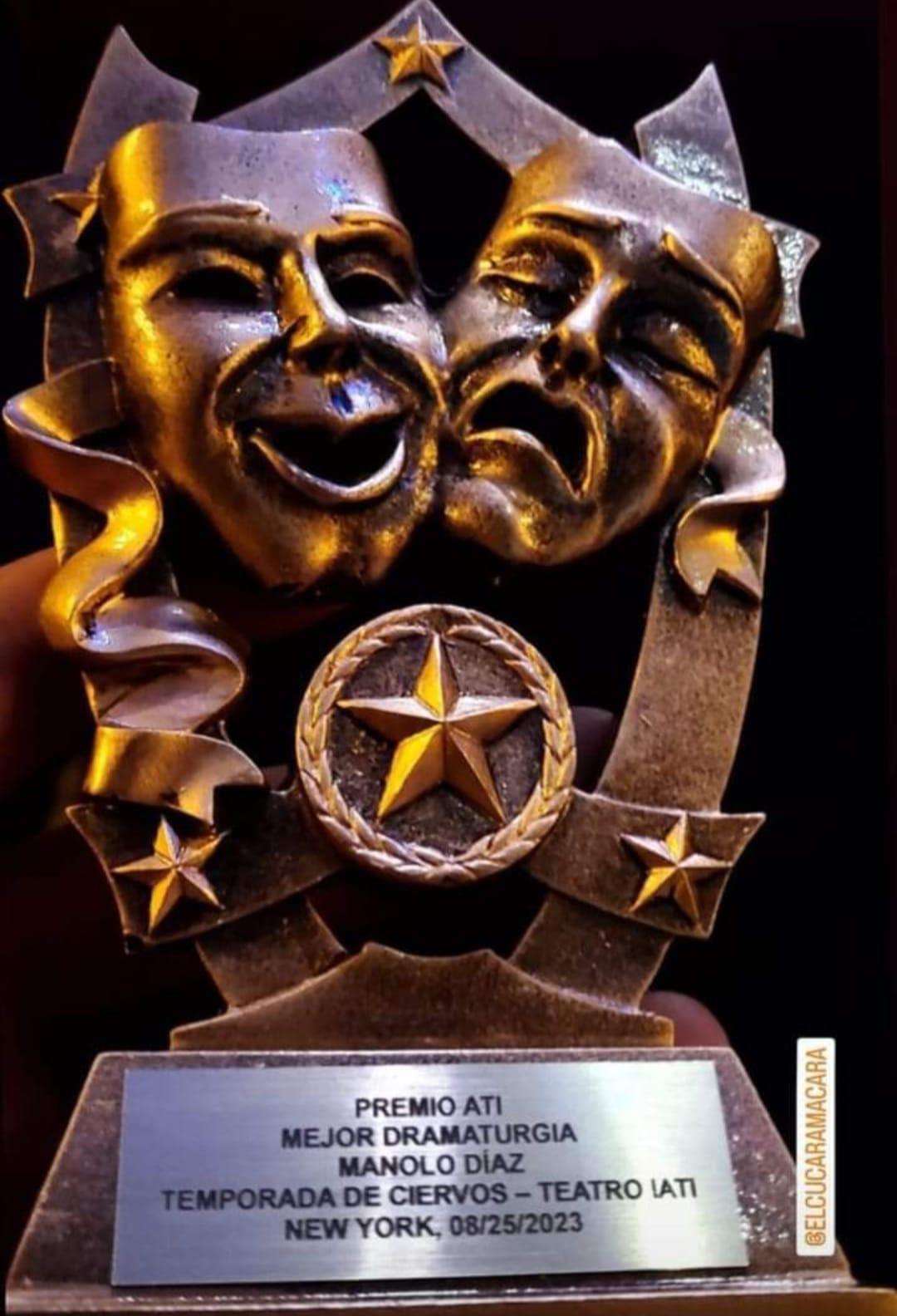 El dramaturgo mazatleco Manolo Díaz obtuvo el Premio Artistas de Teatro Independiente (ATI) al “Mejor Dramaturgia”, en la Temporada de Ciervos 2023 en Nueva York. $!El dramaturgo mazatleco Manolo Díaz obtuvo el Premio Artistas de Teatro Independiente (ATI) al “Mejor Dramaturgia”, en la Temporada de Ciervos 2023 en Nueva York.
