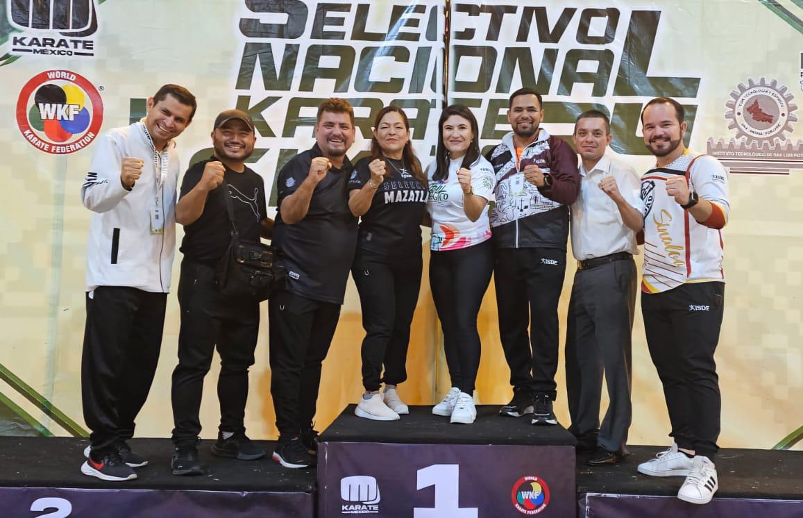 Karatecas del Team Moreno se lucen en Campeonato Clasificatorio de San Luis $!Karatecas del Team Moreno se lucen en Campeonato Clasificatorio de San Luis