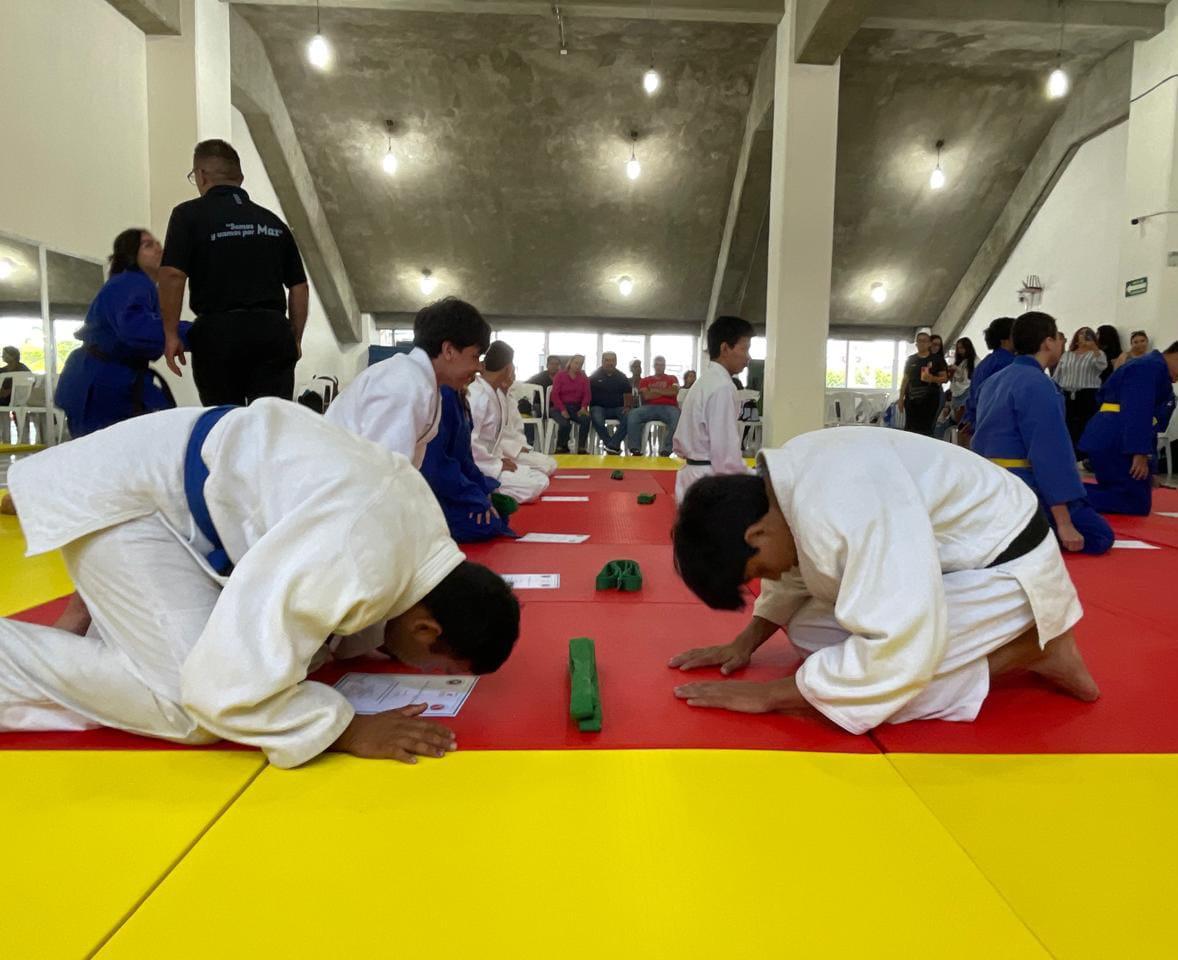 Judocas de Rosario y Mazatlán se gradúan en niveles de grados kyu $!Judocas de Rosario y Mazatlán se gradúan en niveles de grados kyu