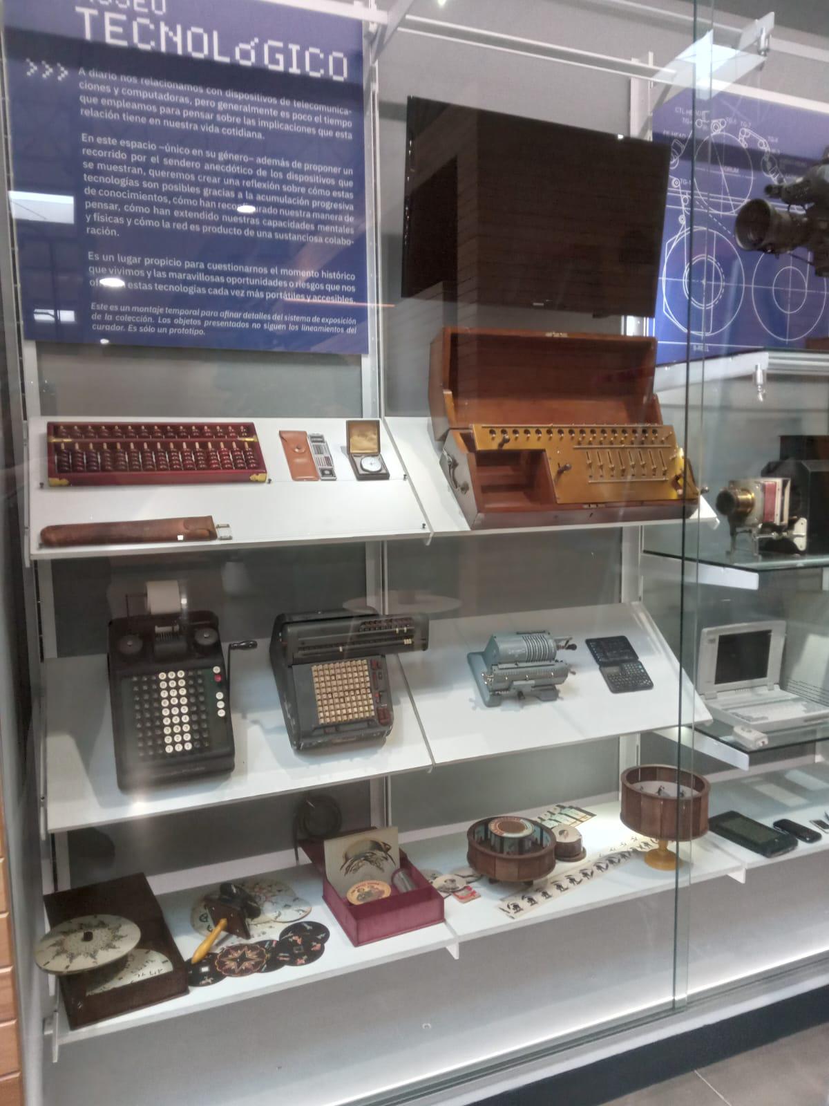 Las máquinas que se exhiben fueron antecesores de las computadoras modernas. $!Las máquinas que se exhiben fueron antecesores de las computadoras modernas.