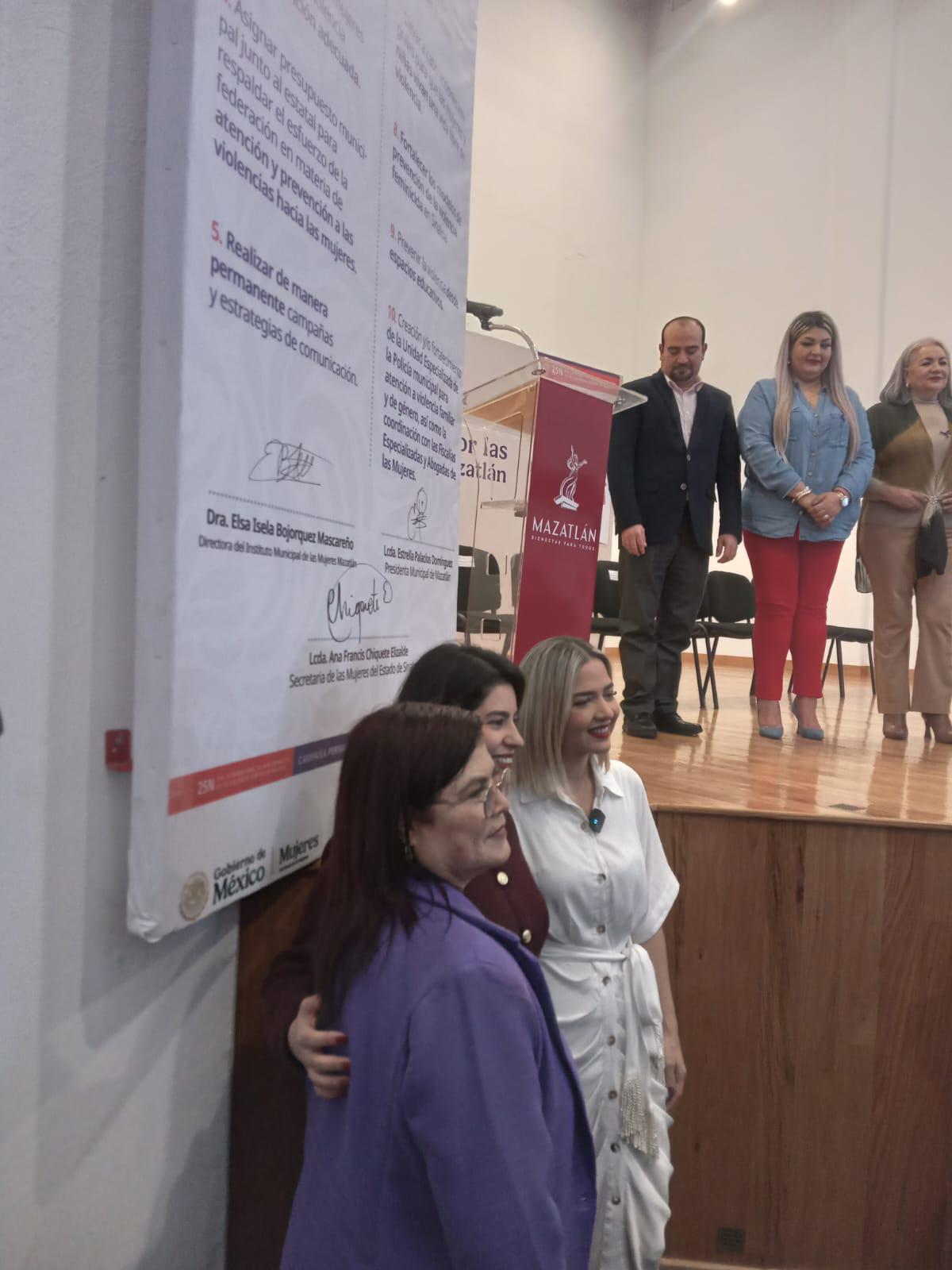 Firman 10 Compromisos por las Mujeres y las Niñas de Mazatlán $!Firman 10 Compromisos por las Mujeres y las Niñas de Mazatlán