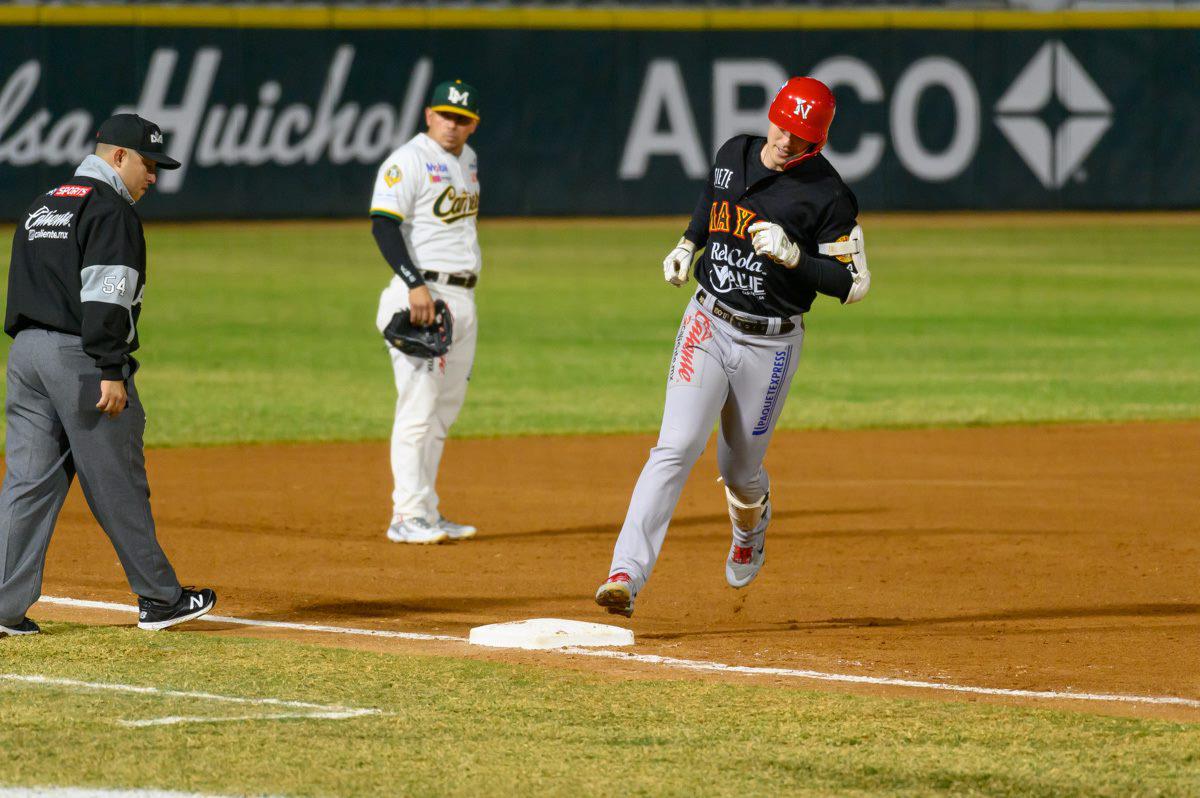 Yasmani Tomás y Cañeros de Los Mochis dejan en el terreno a Mayos de Navojoa $!Yasmani Tomás y Cañeros de Los Mochis dejan en el terreno a Mayos de Navojoa
