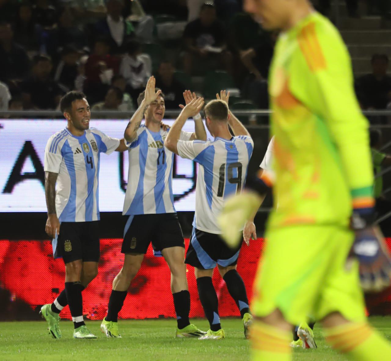 ¡Sencillito! Argentina golea a México en el Estadio El Encanto $!¡Sencillito! Argentina golea a México en el Estadio El Encanto