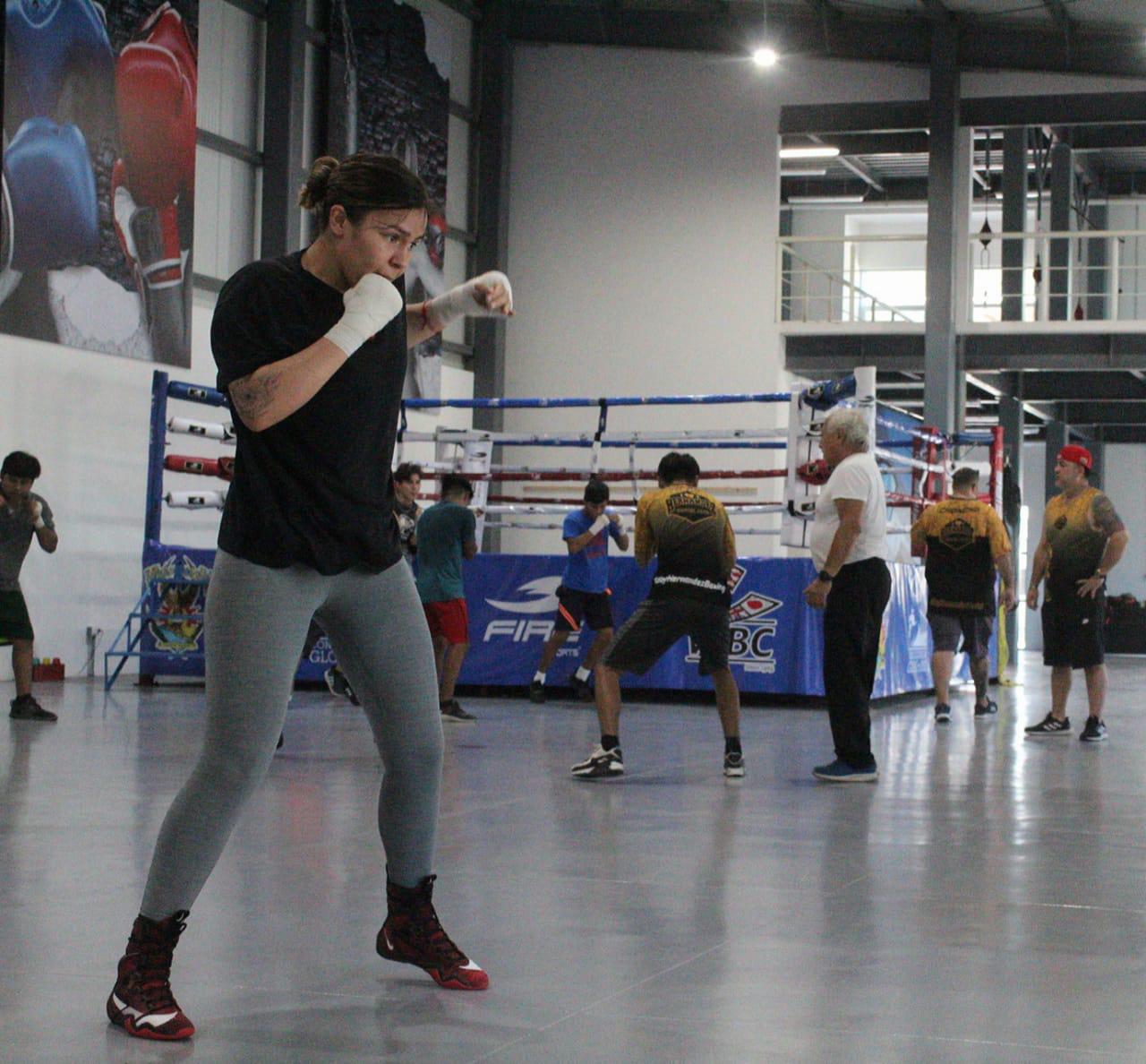 Tamara Cruz realiza mini campamento en Mazatlán previo a su debut en Tokio $!Tamara Cruz realiza mini campamento en Mazatlán previo a su debut en Tokio