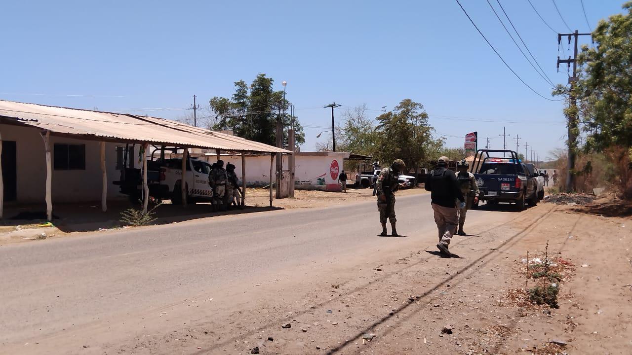 “Todos nos escondimos”: Habitantes de El Pozo viven momentos de terror tras irrupción de comando armado $!“Todos nos escondimos”: Habitantes de El Pozo viven momentos de terror tras irrupción de comando armado