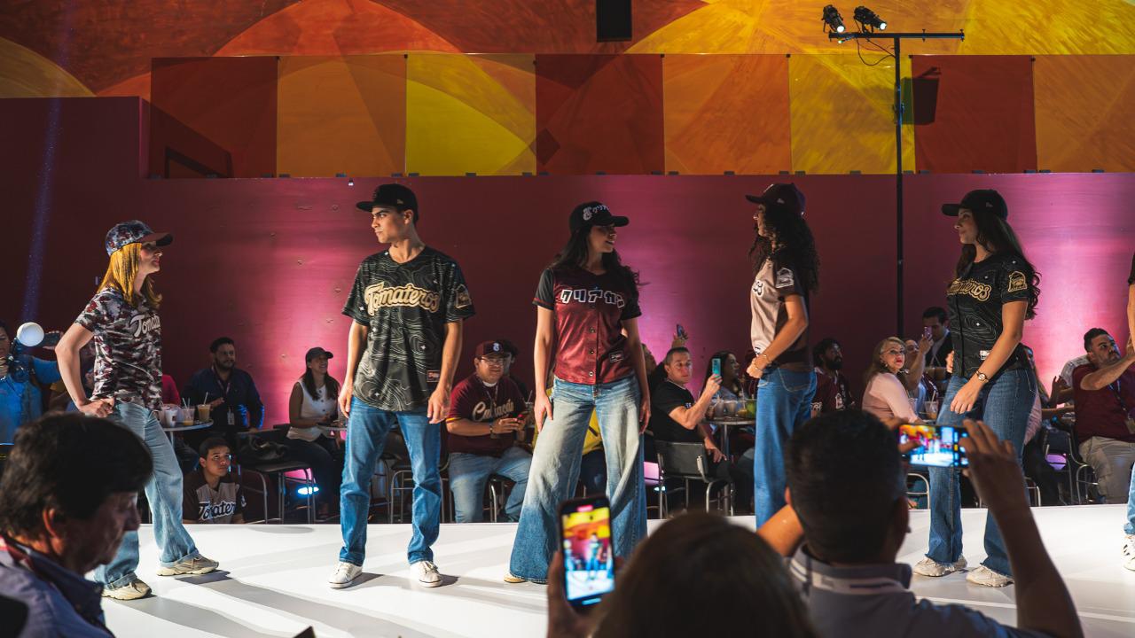 Tomateros de Culiacán presenta sus jerseys colección 2025-2026 $!Tomateros de Culiacán presenta sus jerseys colección 2025-2026