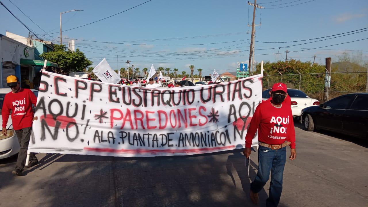 Comunidades indígenas salen a marchar en contra de la planta de amoniaco en Topolobampo $!Comunidades indígenas salen a marchar en contra de la planta de amoniaco en Topolobampo