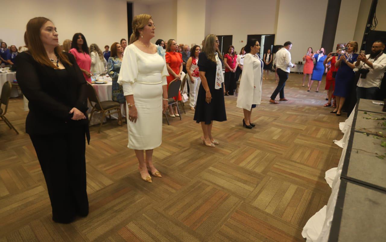 Rinden protesta presidentas de la Asociación Mexicana de Mujeres Empresarias $!Rinden protesta presidentas de la Asociación Mexicana de Mujeres Empresarias