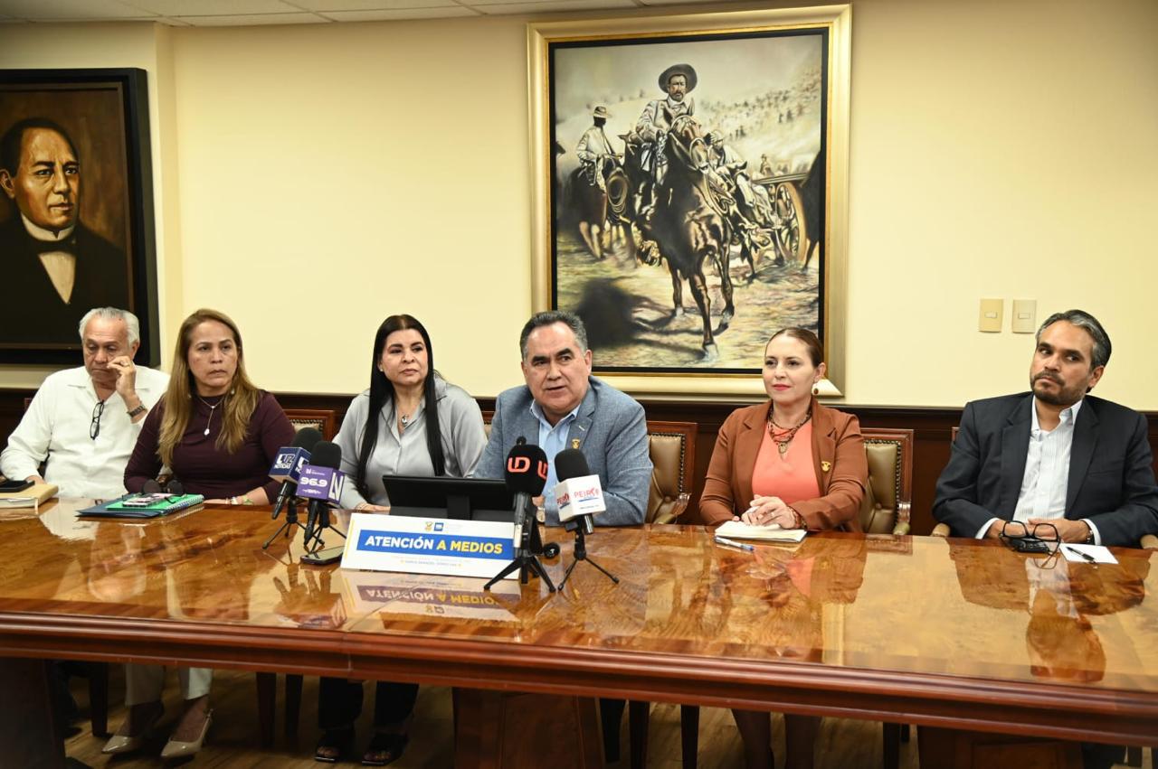 Fideicomiso y recorte a prestaciones: la reingeniería financiera que propone Madueña en la UAS $!Fideicomiso y recorte a prestaciones: la reingeniería financiera que propone Madueña en la UAS