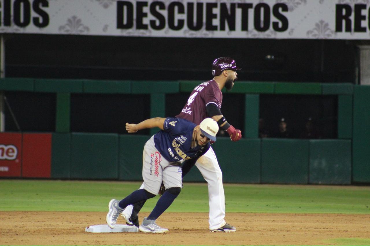 Efrén Navarro da el primer triunfo a Tomateros de Culiacán en los playoffs $!Efrén Navarro da el primer triunfo a Tomateros de Culiacán en los playoffs