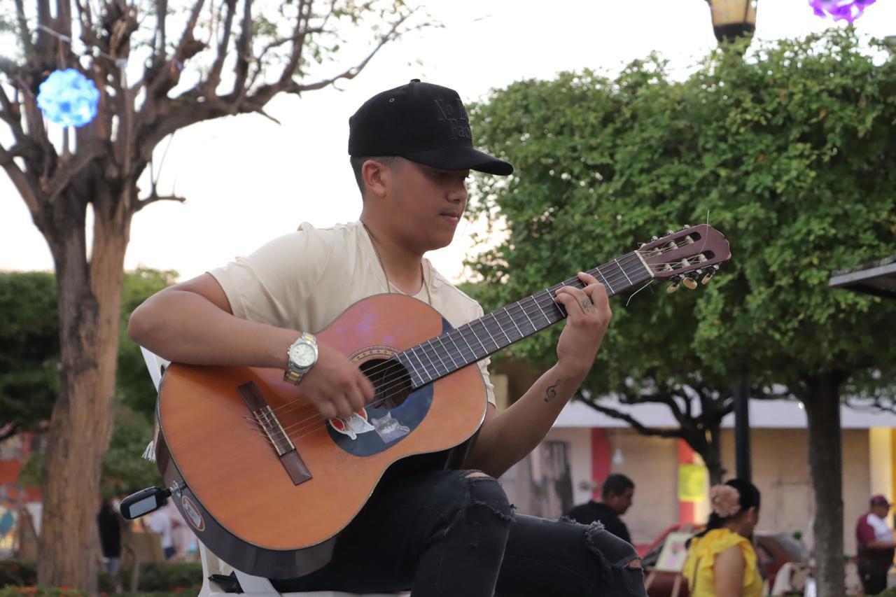 Ponen en marcha en Rosario el programa ‘Sábados de Plaza’ $!Ponen en marcha en Rosario el programa ‘Sábados de Plaza’