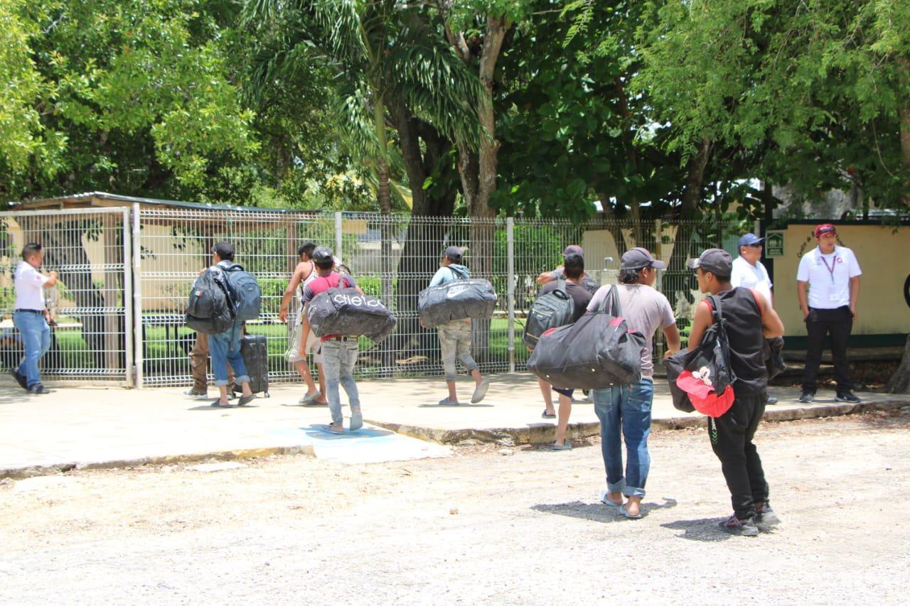Municipios de Quintana Roo y Yucatán en alerta roja por huracán Beryl $!Municipios de Quintana Roo y Yucatán en alerta roja por huracán Beryl