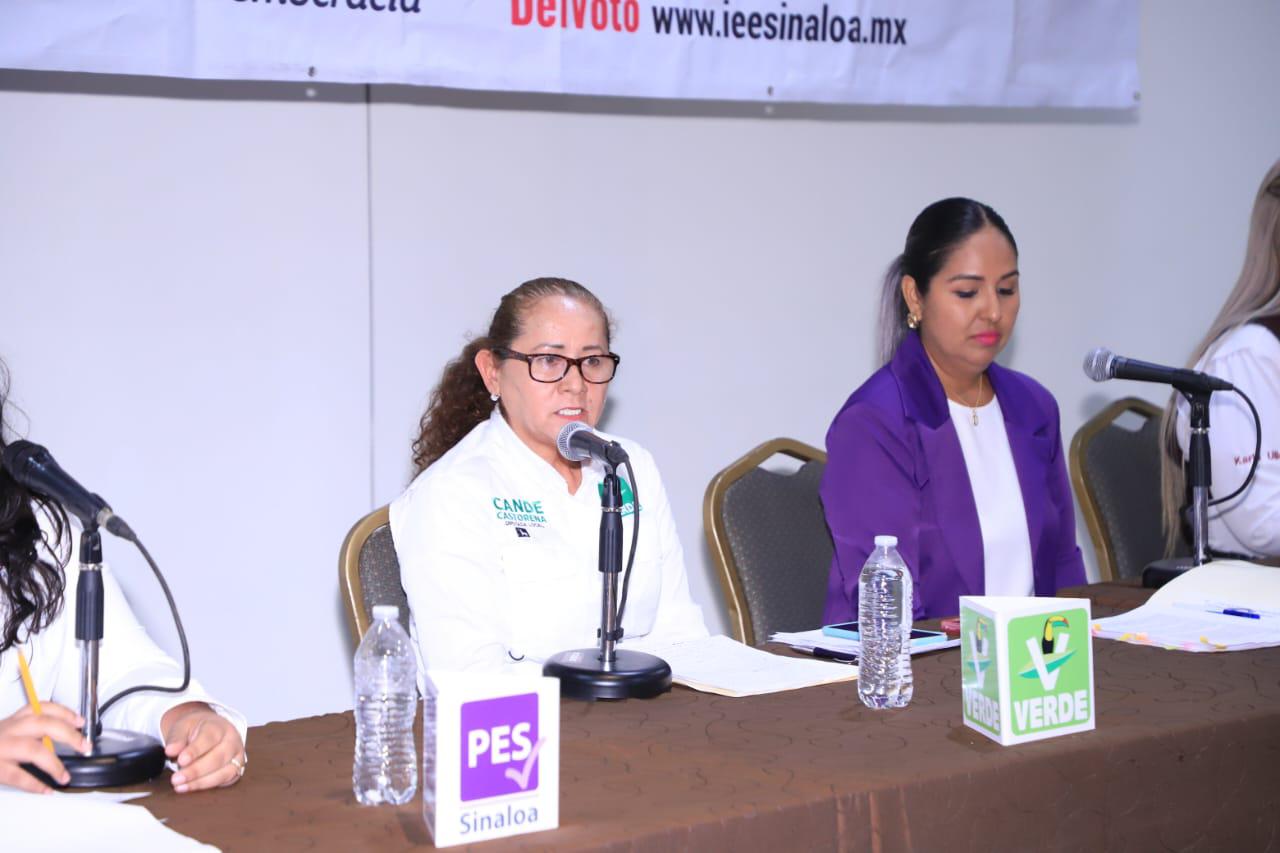 Se confrontan candidatas del PAS y Morena en debate de aspirantes a la Diputación local Locales por el Distrito 20 $!Se confrontan candidatas del PAS y Morena en debate de aspirantes a la Diputación local Locales por el Distrito 20