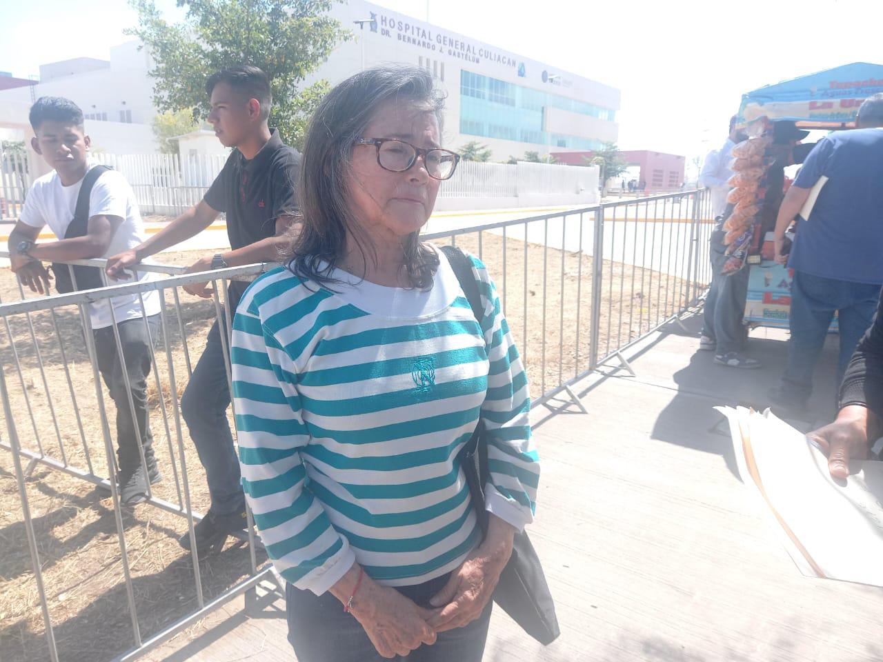 La señora Angélica clama a AMLO ayuda para buscar a su hijo Daniel $!La señora Angélica clama a AMLO ayuda para buscar a su hijo Daniel