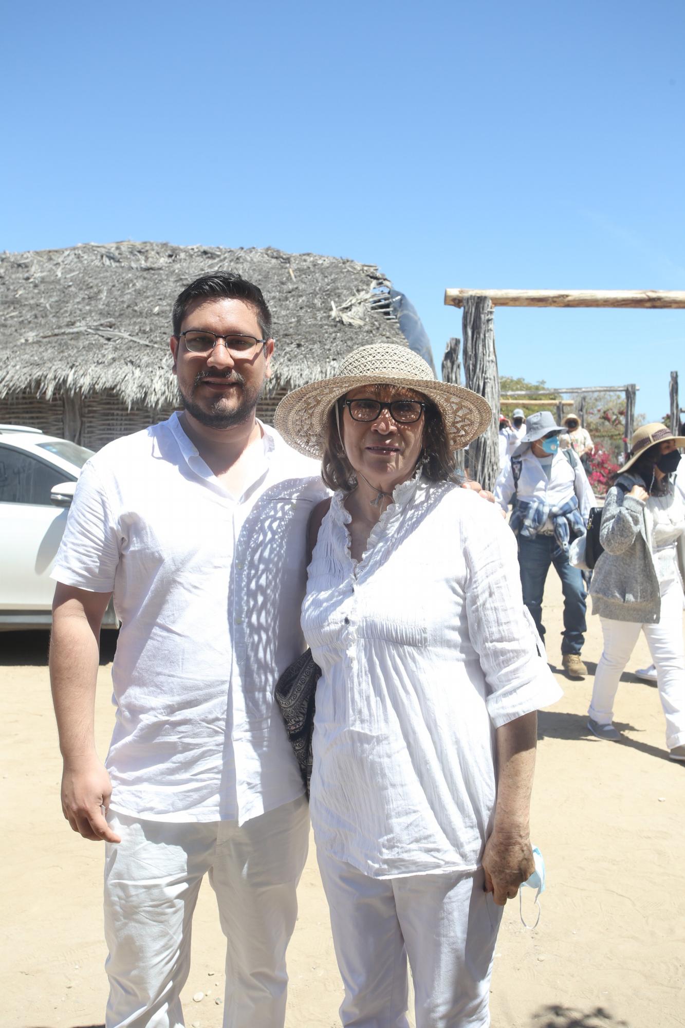 Rodrígo Velázquez y María Julia Ochoa. $!Rodrígo Velázquez y María Julia Ochoa.