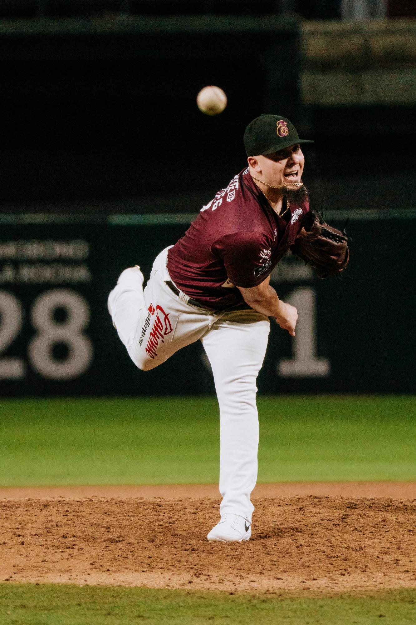 Naranjeros remonta y arrebata a Tomateros el Clásico de la LMP $!Naranjeros remonta y arrebata a Tomateros el Clásico de la LMP