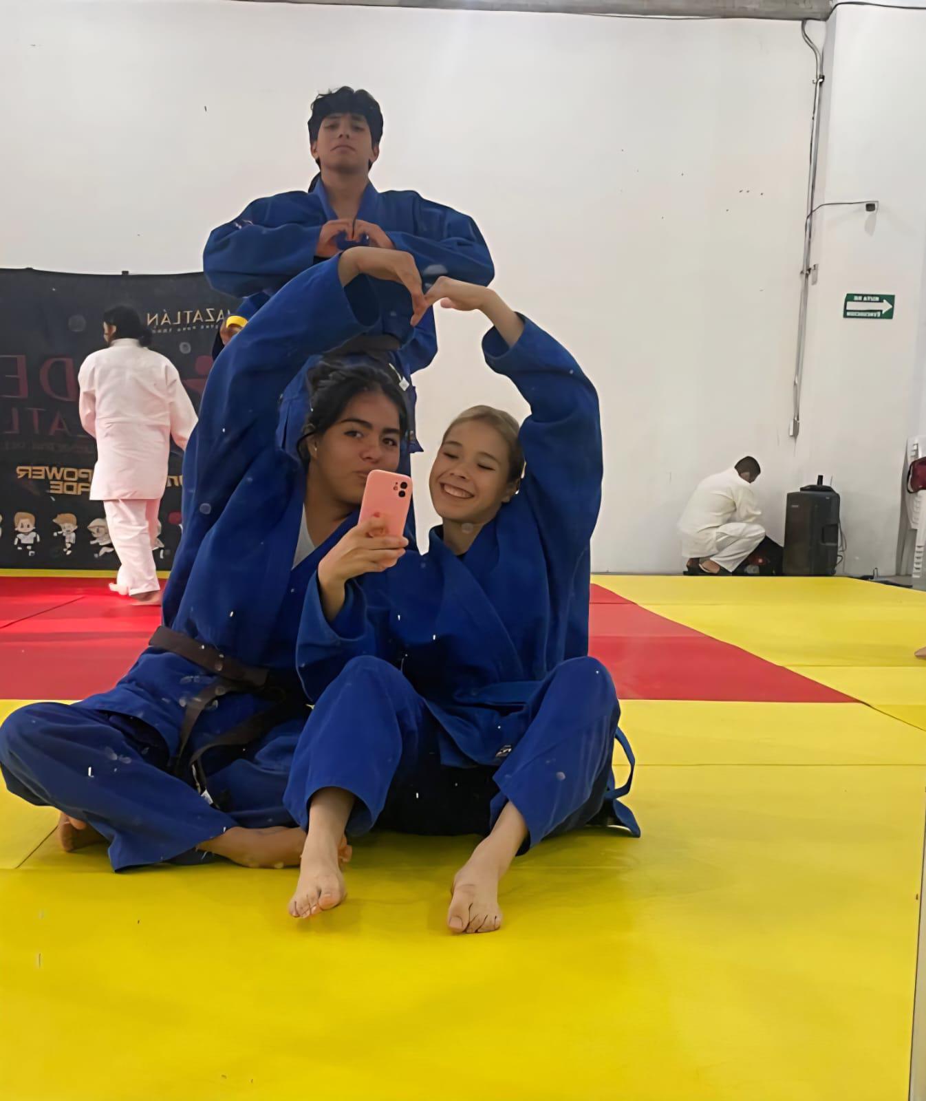 Judocas de Rosario y Mazatlán se gradúan en niveles de grados kyu $!Judocas de Rosario y Mazatlán se gradúan en niveles de grados kyu