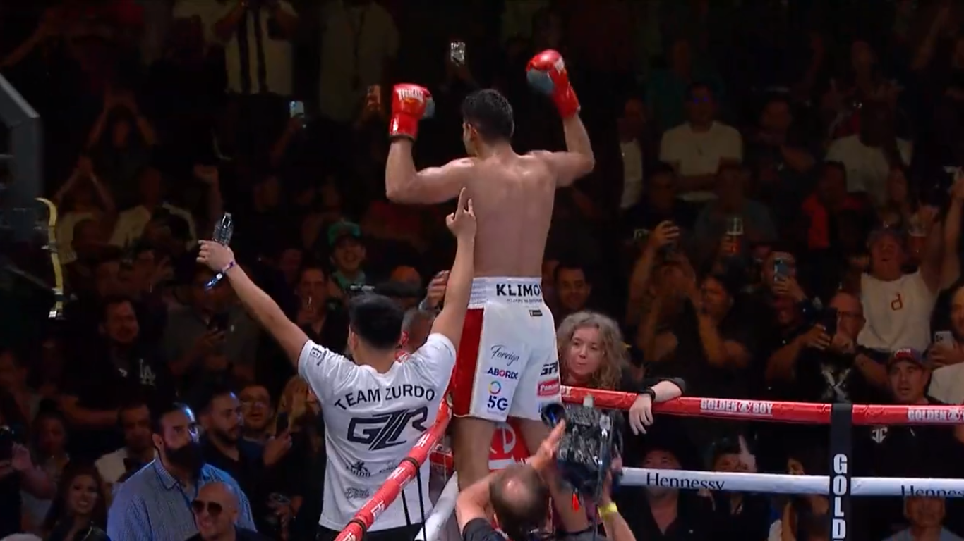 ‘Zurdo’ Ramírez noquea en el cuarto round a Boesel y va por Bivol $!‘Zurdo’ Ramírez noquea en el cuarto round a Boesel y va por Bivol