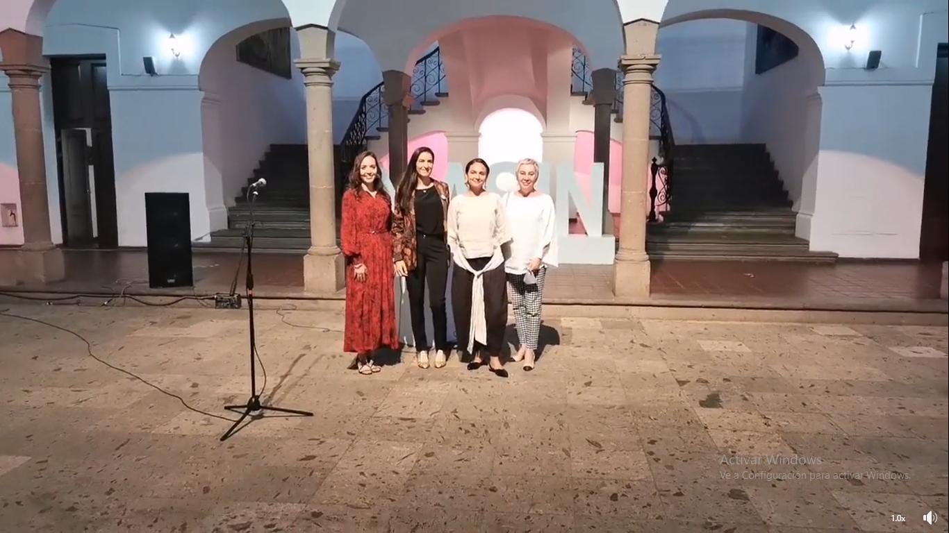 Elvira Smeke inaugura Atlas, en la que comparte los mapas de su historia $!Elvira Smeke inaugura Atlas, en la que comparte los mapas de su historia