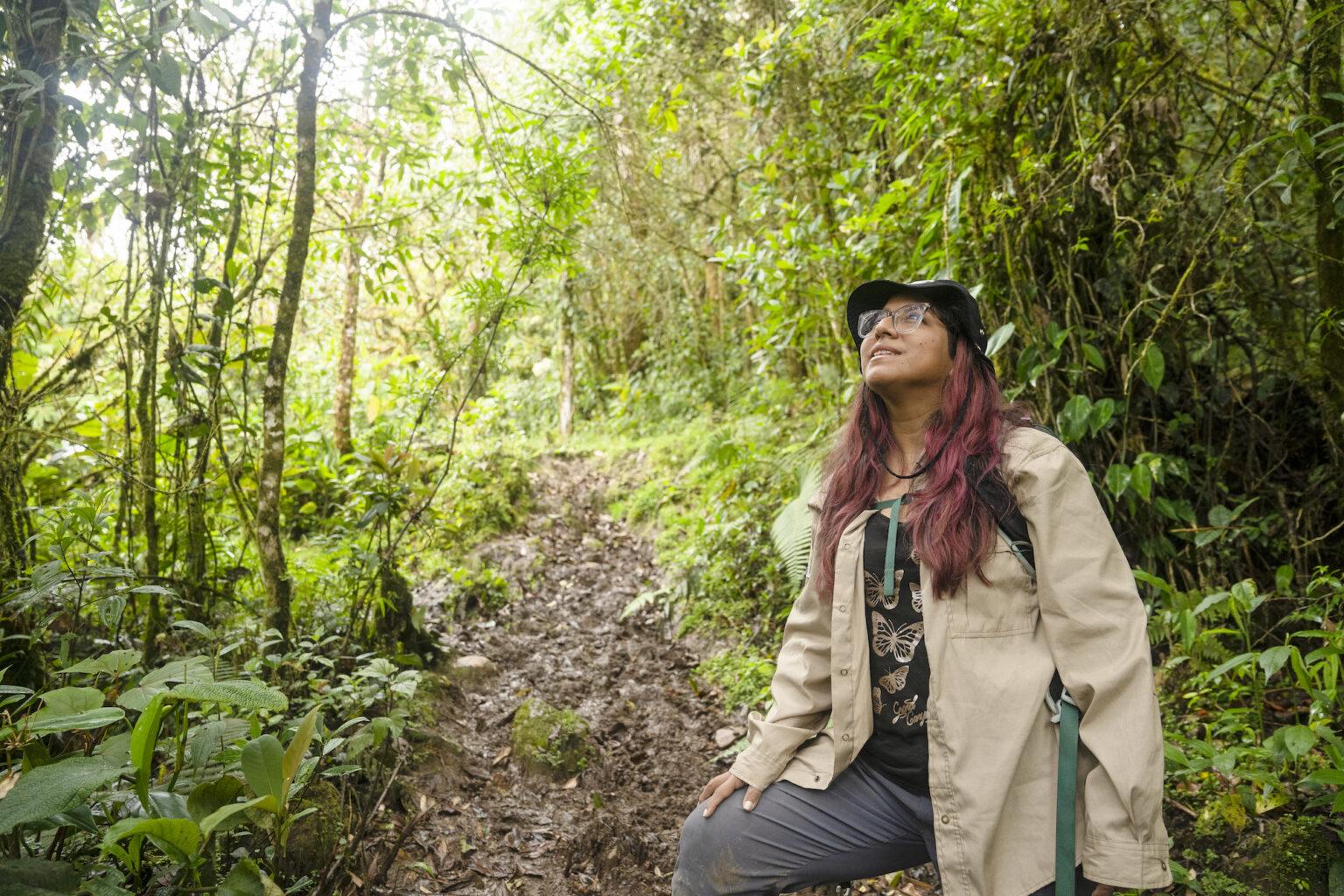 Cornejo en los bosques montanos de Amazonas, donde estudia al mono choro de cola amarilla desde 2007. $!Cornejo en los bosques montanos de Amazonas, donde estudia al mono choro de cola amarilla desde 2007.