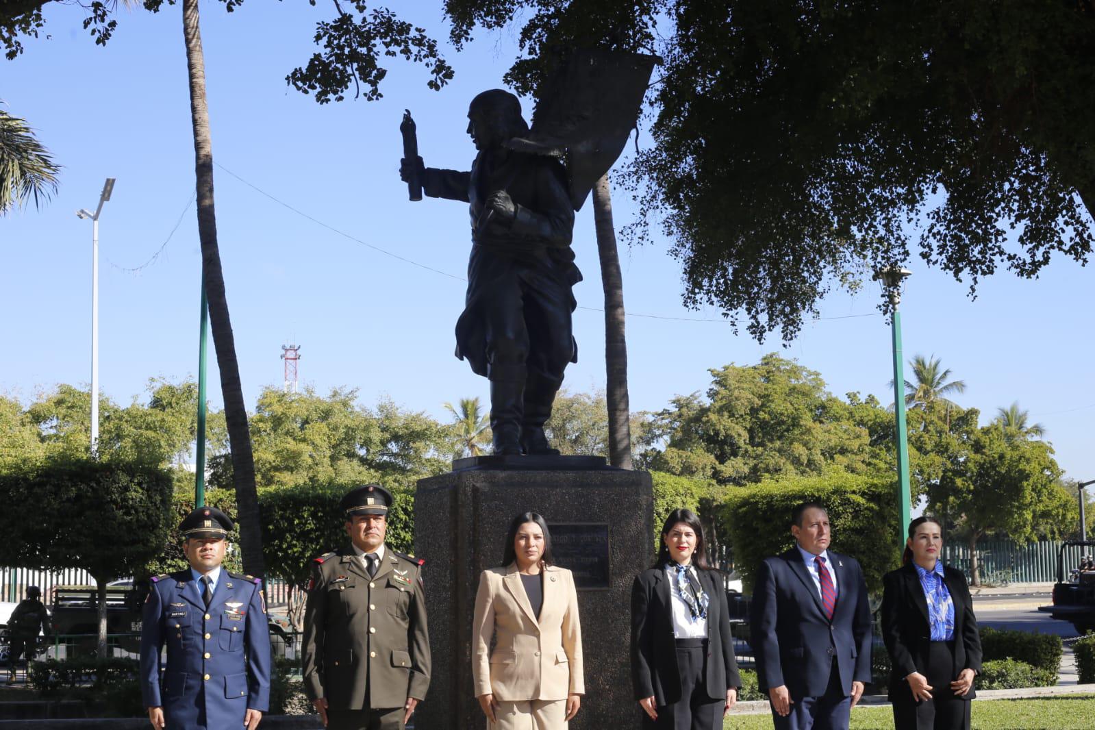 Autoridades conmemoran el 272 aniversario del natalicio de don Miguel Hidalgo y Costilla $!Autoridades conmemoran el 272 aniversario del natalicio de don Miguel Hidalgo y Costilla