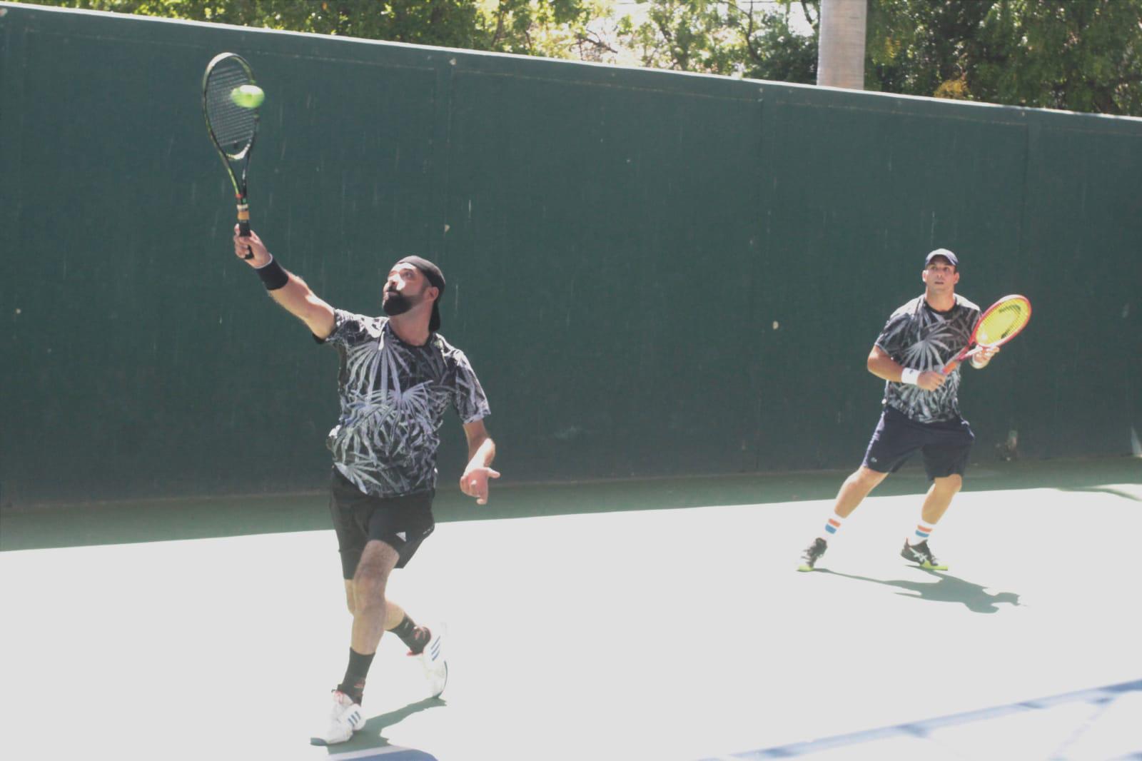 Club Cardones domina Bajo Techo de Tenis Mazatlán Open 2022 en la rama varonil $!Club Cardones domina Bajo Techo de Tenis Mazatlán Open 2022 en la rama varonil