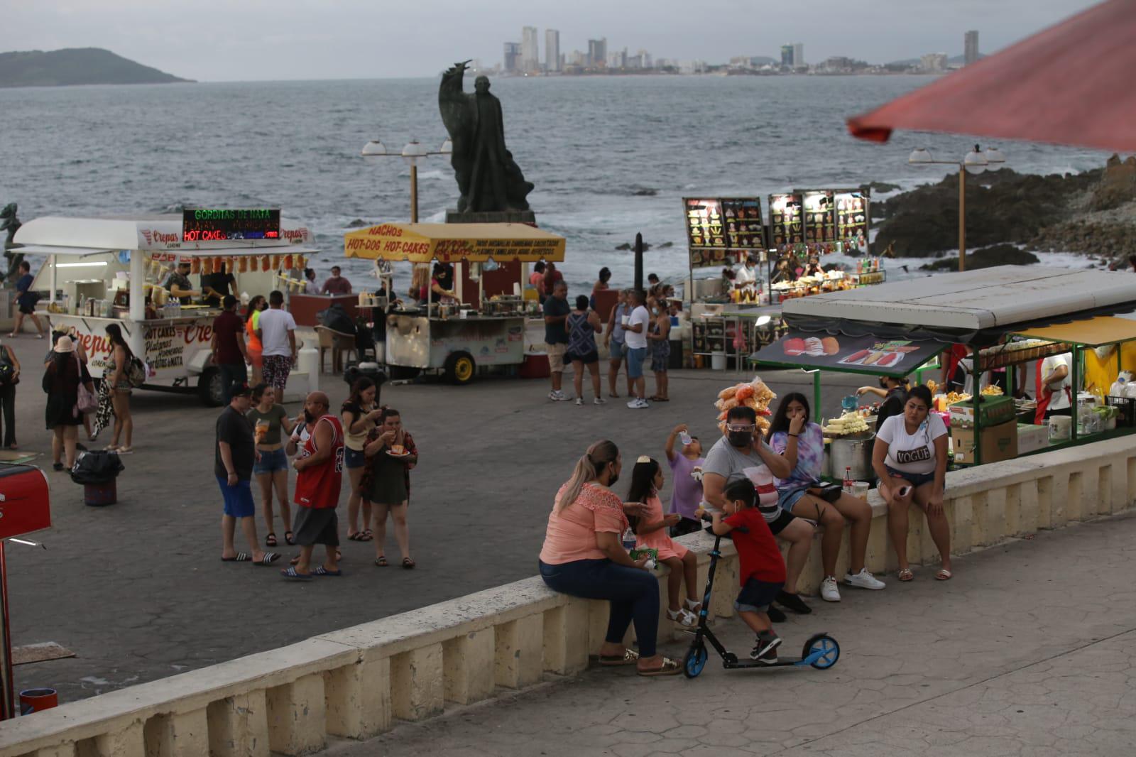 Mazatlán es el destino turístico con mayor letalidad por Covid-19 en México $!Mazatlán es el destino turístico con mayor letalidad por Covid-19 en México