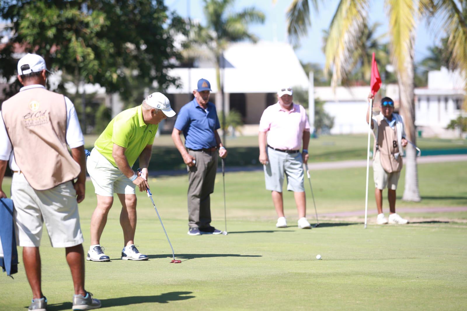 Mazatleco Diego Medina ratifica su etiqueta y se adueña del Torneo Anual de Golf de El Cid $!Mazatleco Diego Medina ratifica su etiqueta y se adueña del Torneo Anual de Golf de El Cid