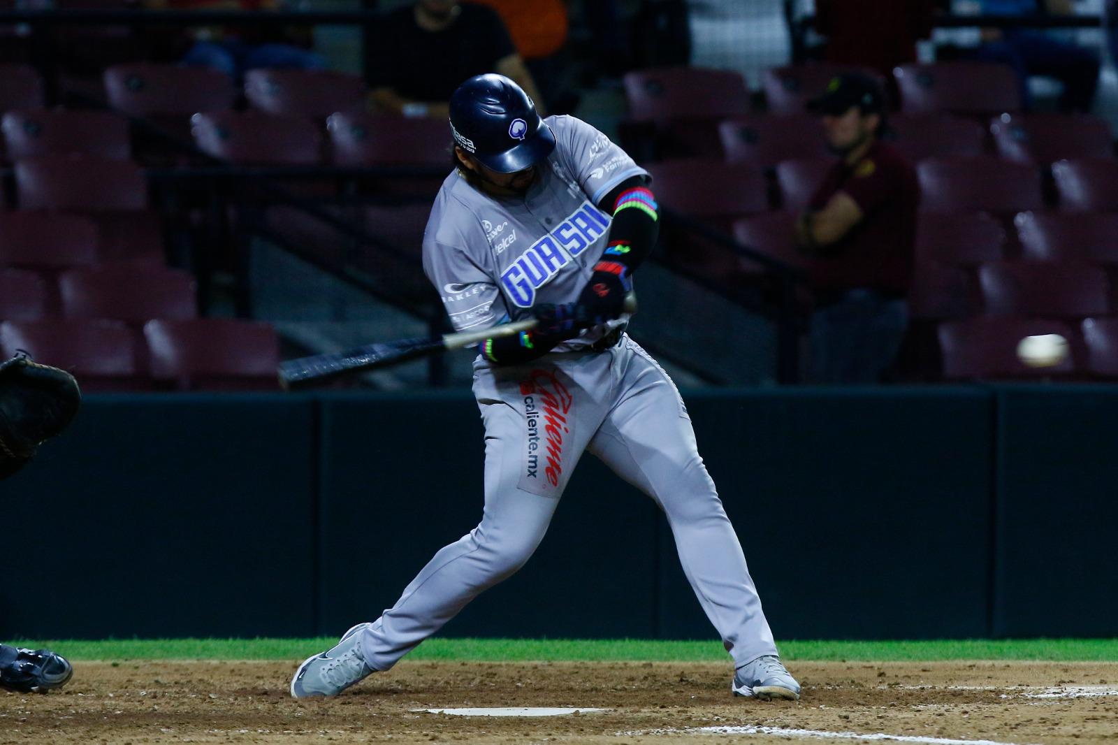 Algodoneros de Guasave iguala la serie ante Tomateros de Culiacán $!Algodoneros de Guasave iguala la serie ante Tomateros de Culiacán