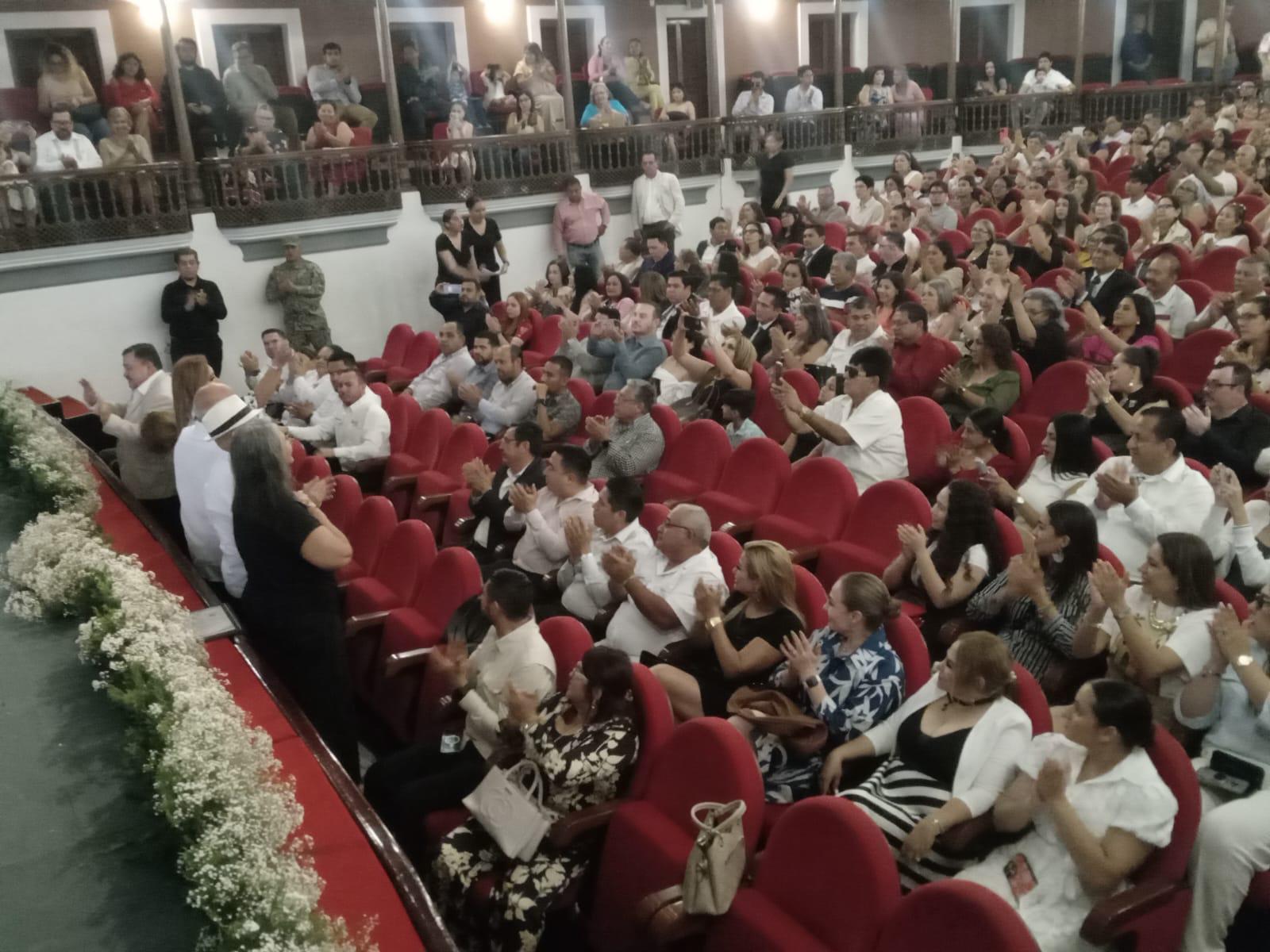 Entregan en Mazatlán Medalla ‘Rafael Ramírez’ a maestras y maestros $!Entregan en Mazatlán Medalla ‘Rafael Ramírez’ a maestras y maestros