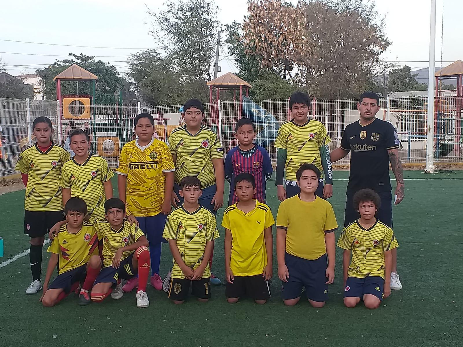 Este viernes habrá campeones en la Liga Intercolonial de Futbol 7 de Culiacán $!Este viernes habrá campeones en la Liga Intercolonial de Futbol 7 de Culiacán