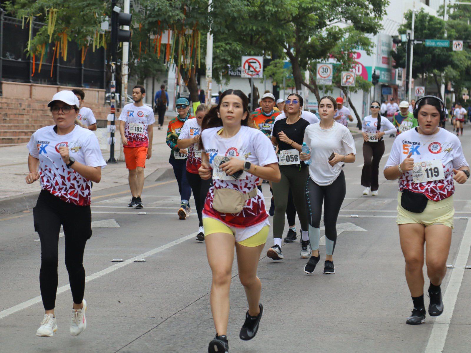 Gran participación en la carrera por el 93 aniversario del Hospital Civil de Culiacán $!Gran participación en la carrera por el 93 aniversario del Hospital Civil de Culiacán