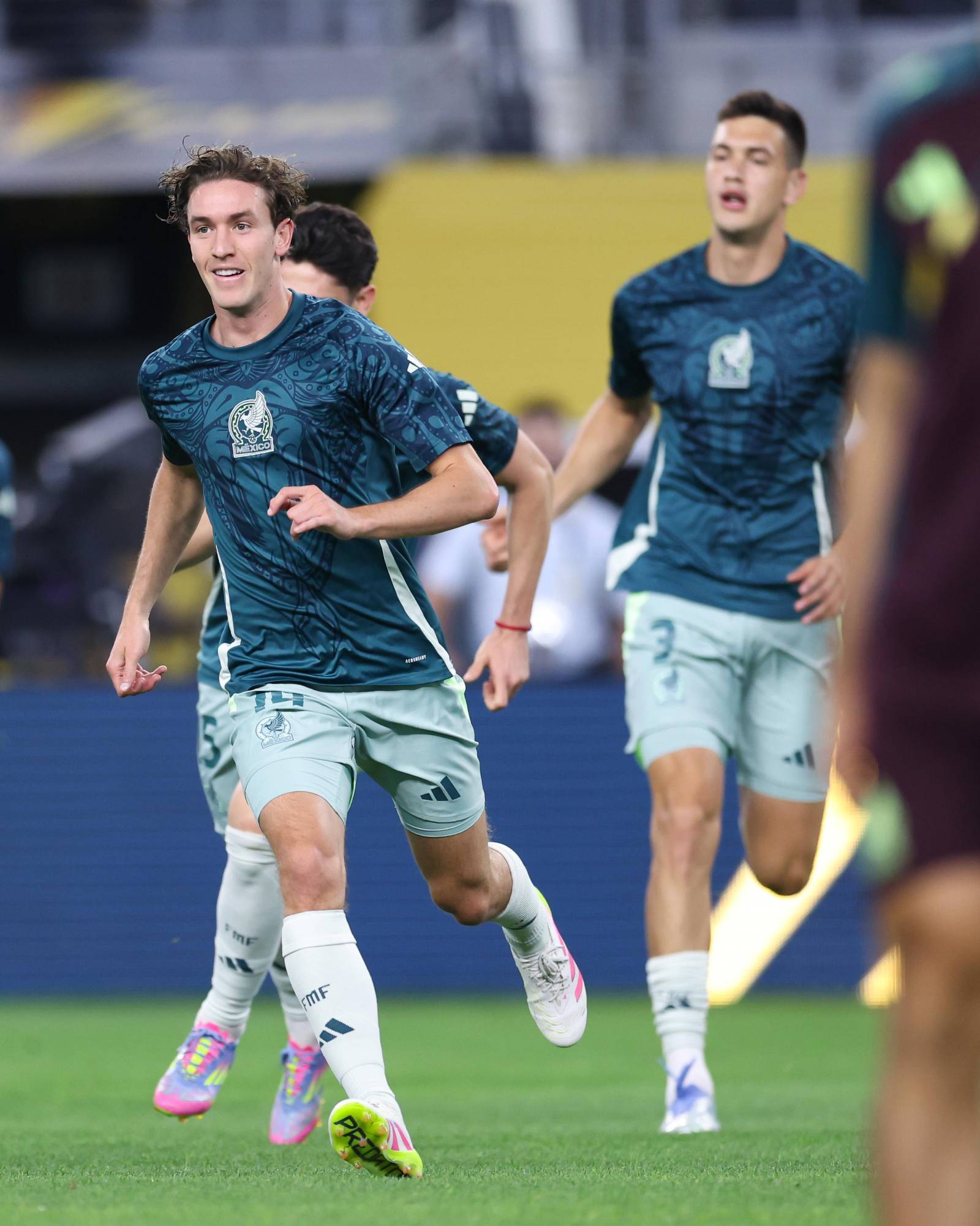 México enfrenta a Costa Rica para decidir el líder de grupo $!México enfrenta a Costa Rica para decidir el líder de grupo