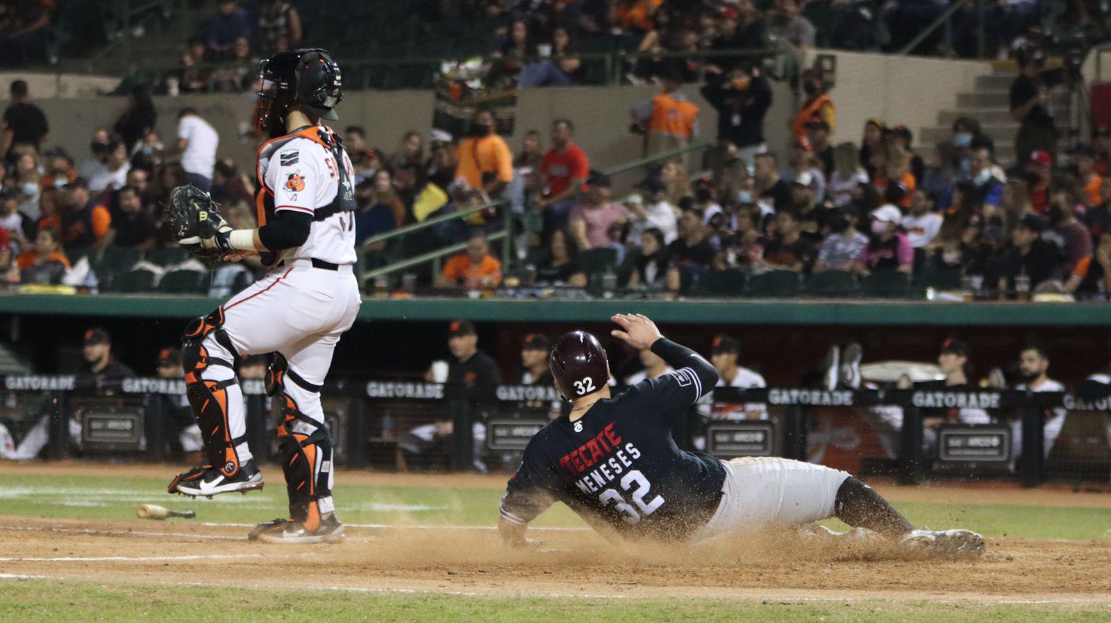 Agónica victoria de Tomateros de Culiacán en Hermosillo $!Agónica victoria de Tomateros de Culiacán en Hermosillo