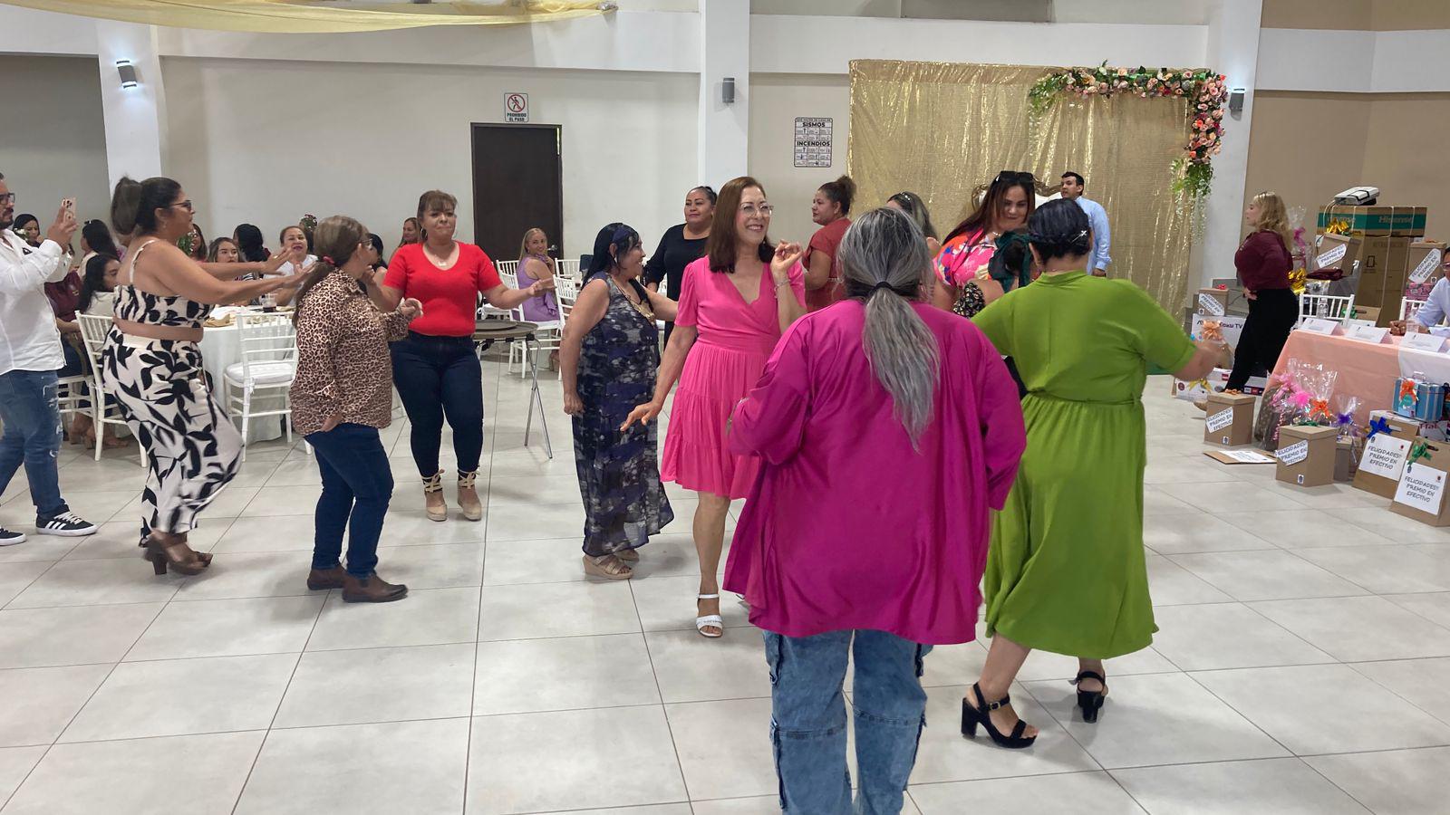 Celebra Stasam el Día de las Madres con fiesta, premios y reconocimientos $!Celebra Stasam el Día de las Madres con fiesta, premios y reconocimientos