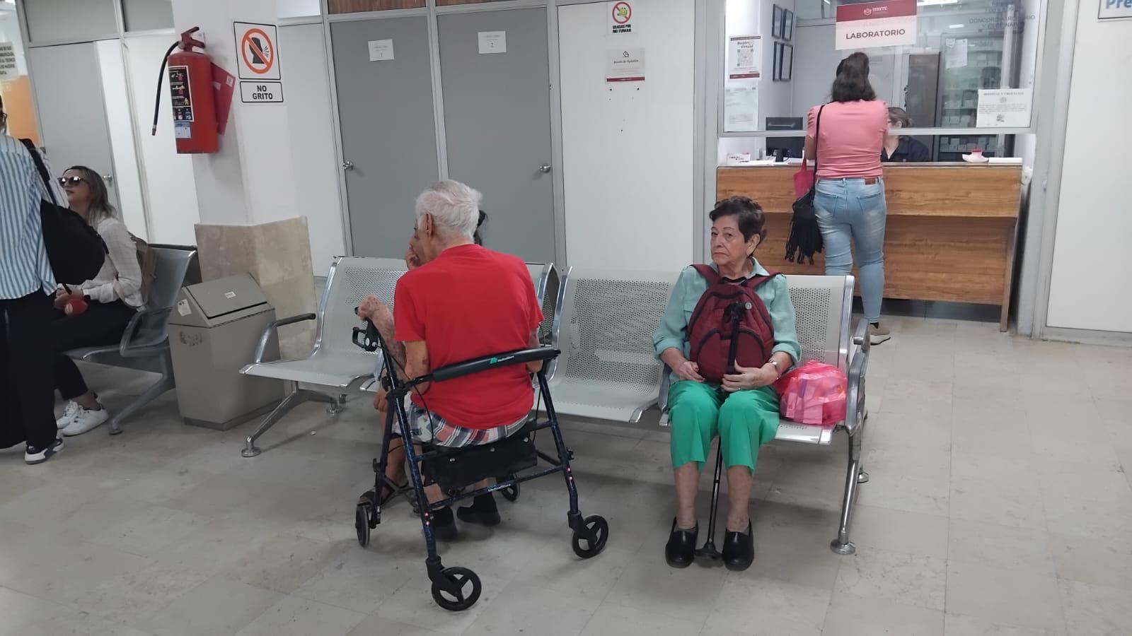 Exigen derechohabientes del ISSSTE un hospital de tercer nivel y abasto de medicamento en Mazatlán $!Exigen derechohabientes del ISSSTE un hospital de tercer nivel y abasto de medicamento en Mazatlán