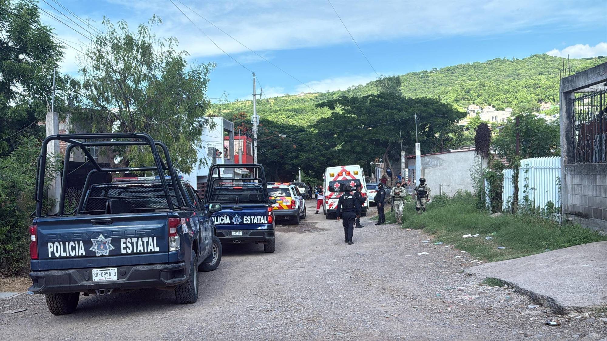 Atacan a balazos a 5 hombres en la colonia Las Coloradas, en Culiacán $!Atacan a balazos a 5 hombres en la colonia Las Coloradas, en Culiacán