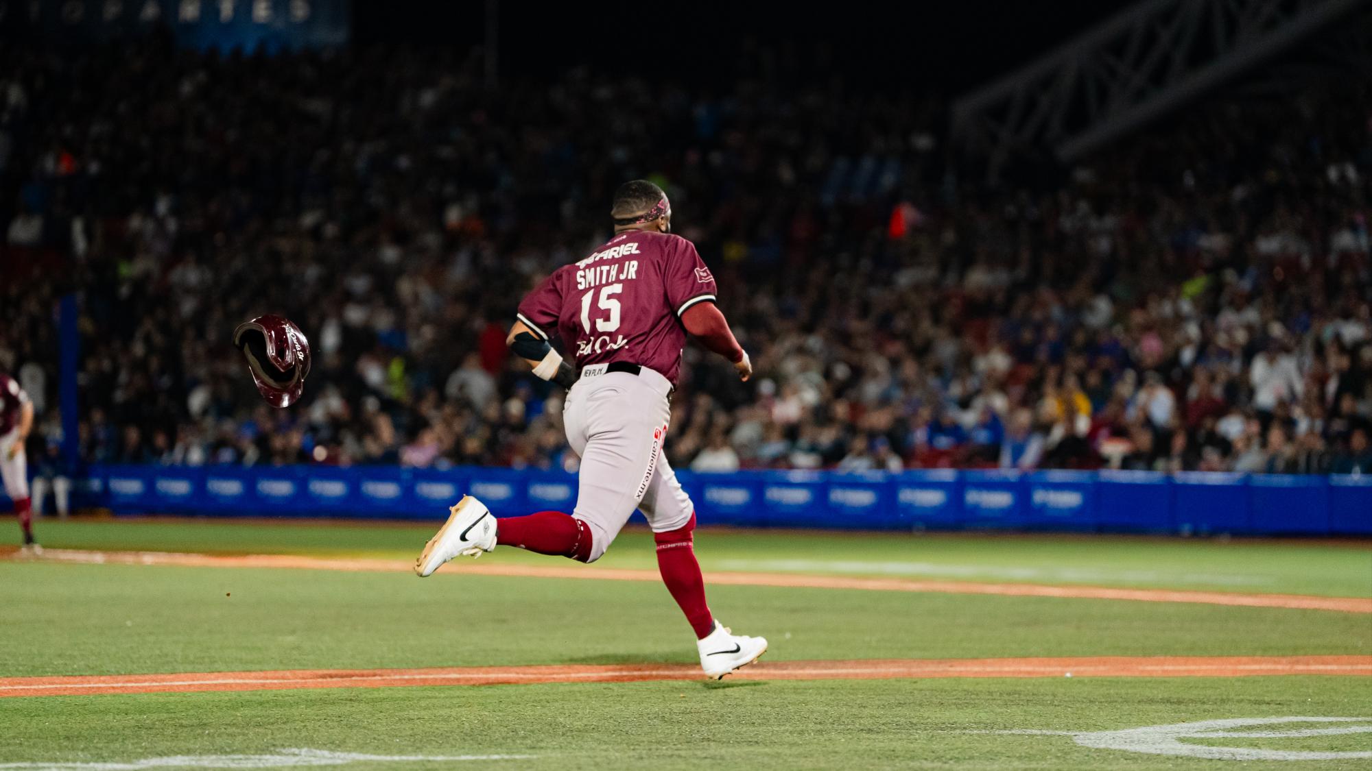 Charros viene de atrás y deja tendido a Tomateros $!Charros viene de atrás y deja tendido a Tomateros