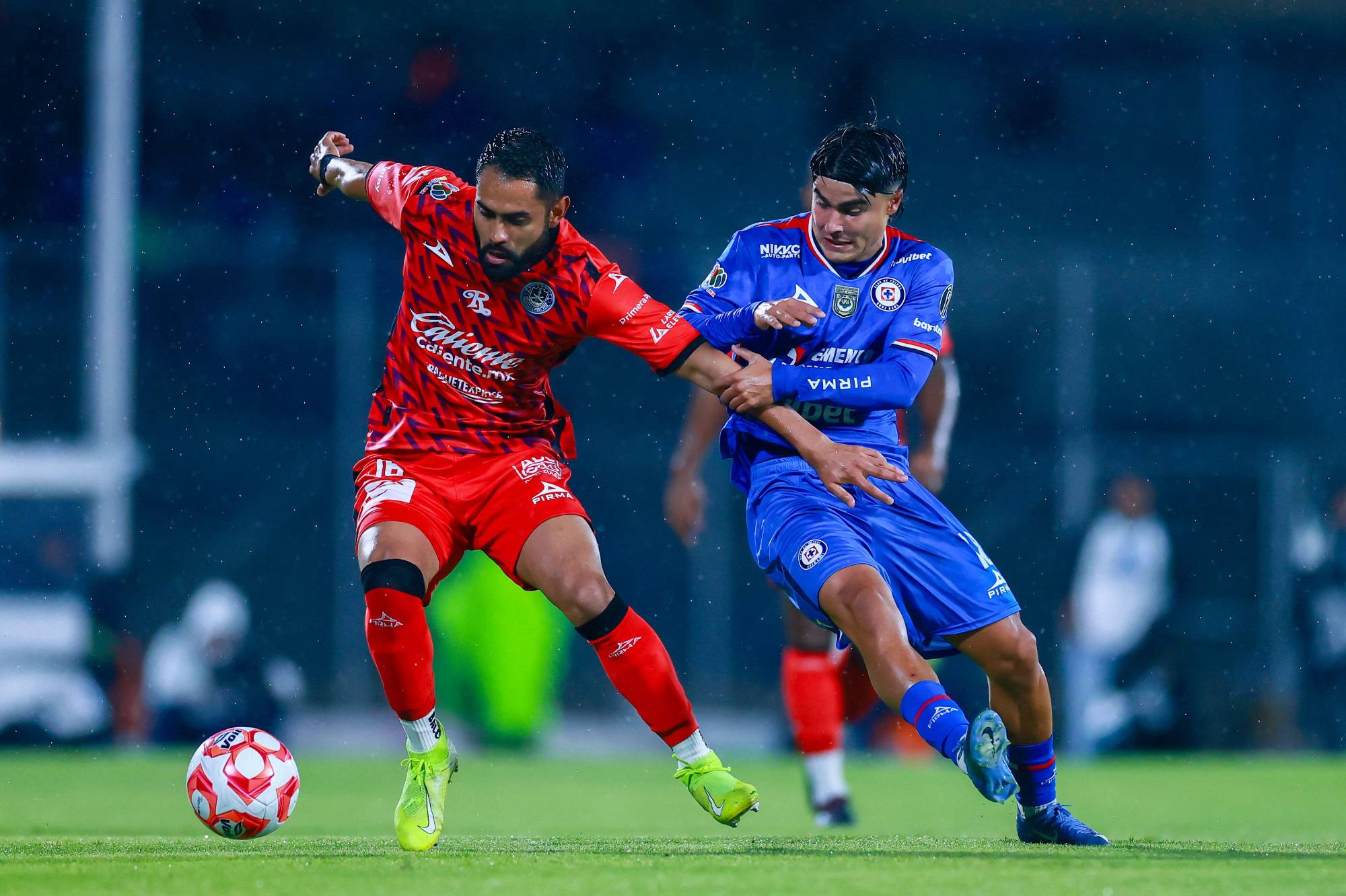 Mazatlán FC debuta con empate ante Cruz Azul y deja buenas sensaciones en el Apertura 2025 $!Mazatlán FC debuta con empate ante Cruz Azul y deja buenas sensaciones en el Apertura 2025