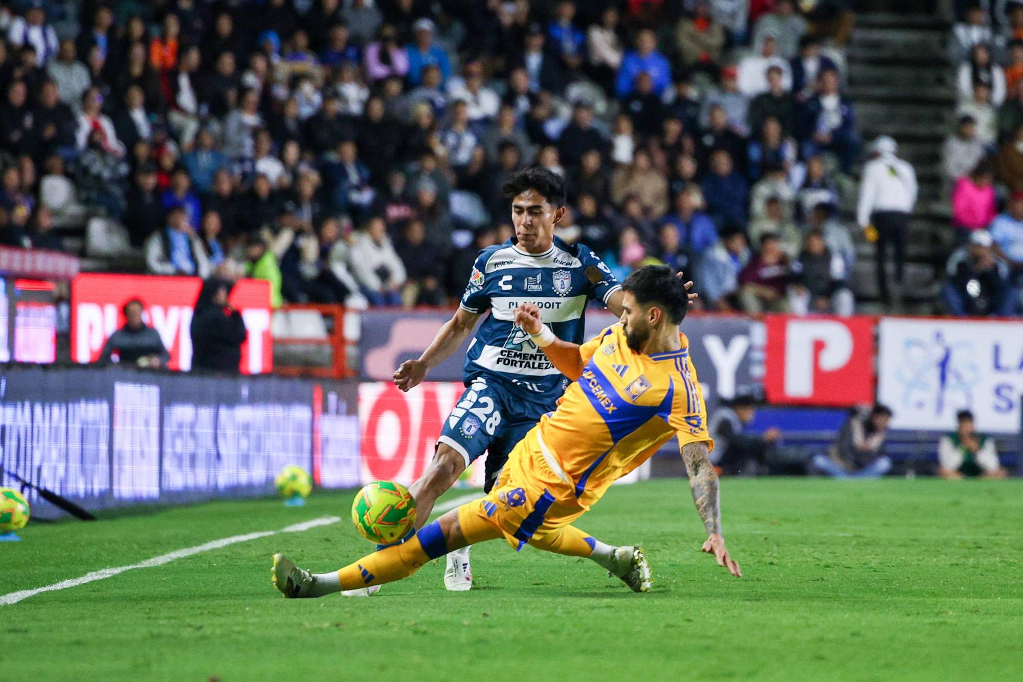 Chivas pelea el play-in; Pachuca y Tigres no se hacen daño $!Chivas pelea el play-in; Pachuca y Tigres no se hacen daño
