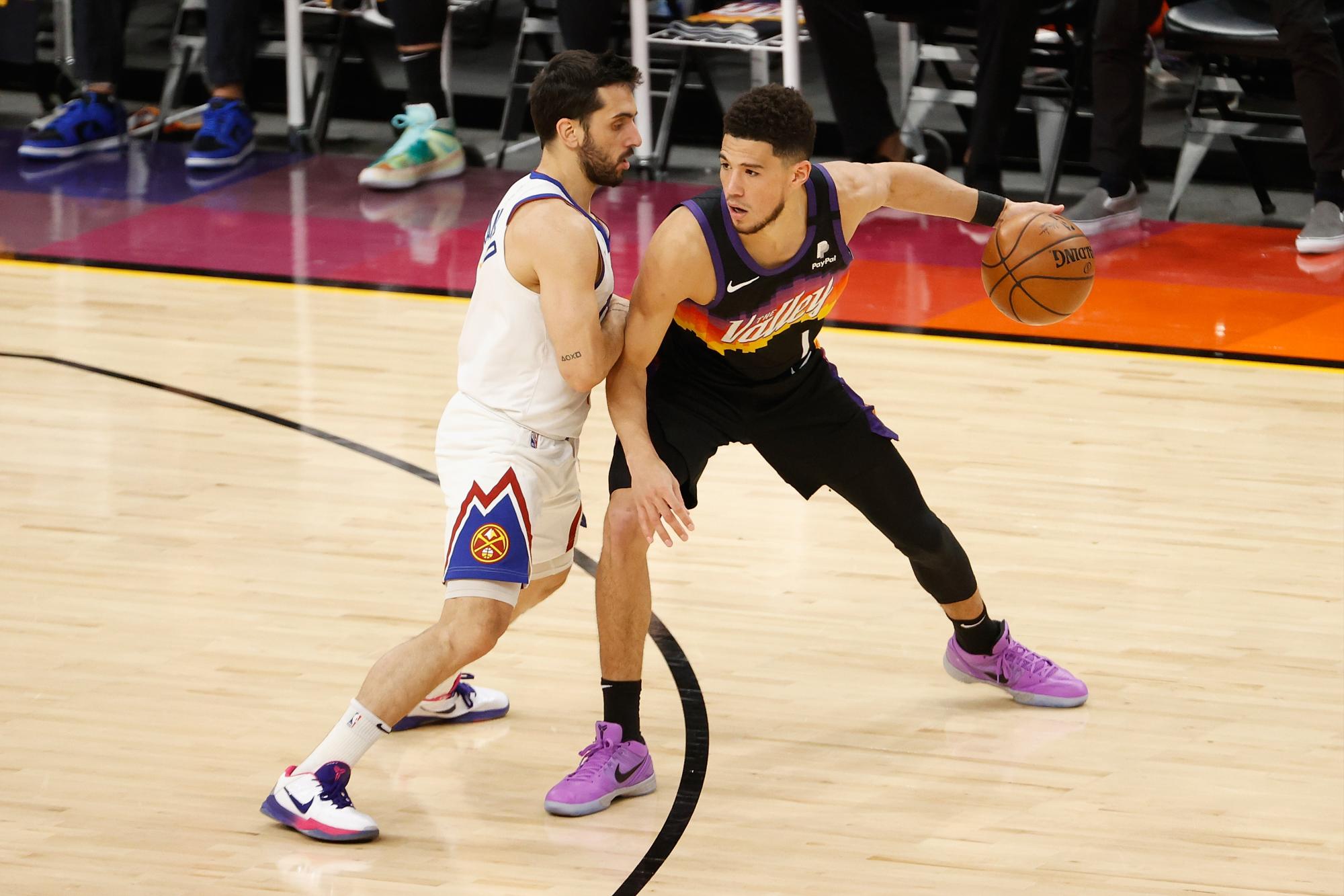 Phoenix Suns da una exhibición y saca a bailar a Denver Nuggets para el 2-0 $!Phoenix Suns da una exhibición y saca a bailar a Denver Nuggets para el 2-0