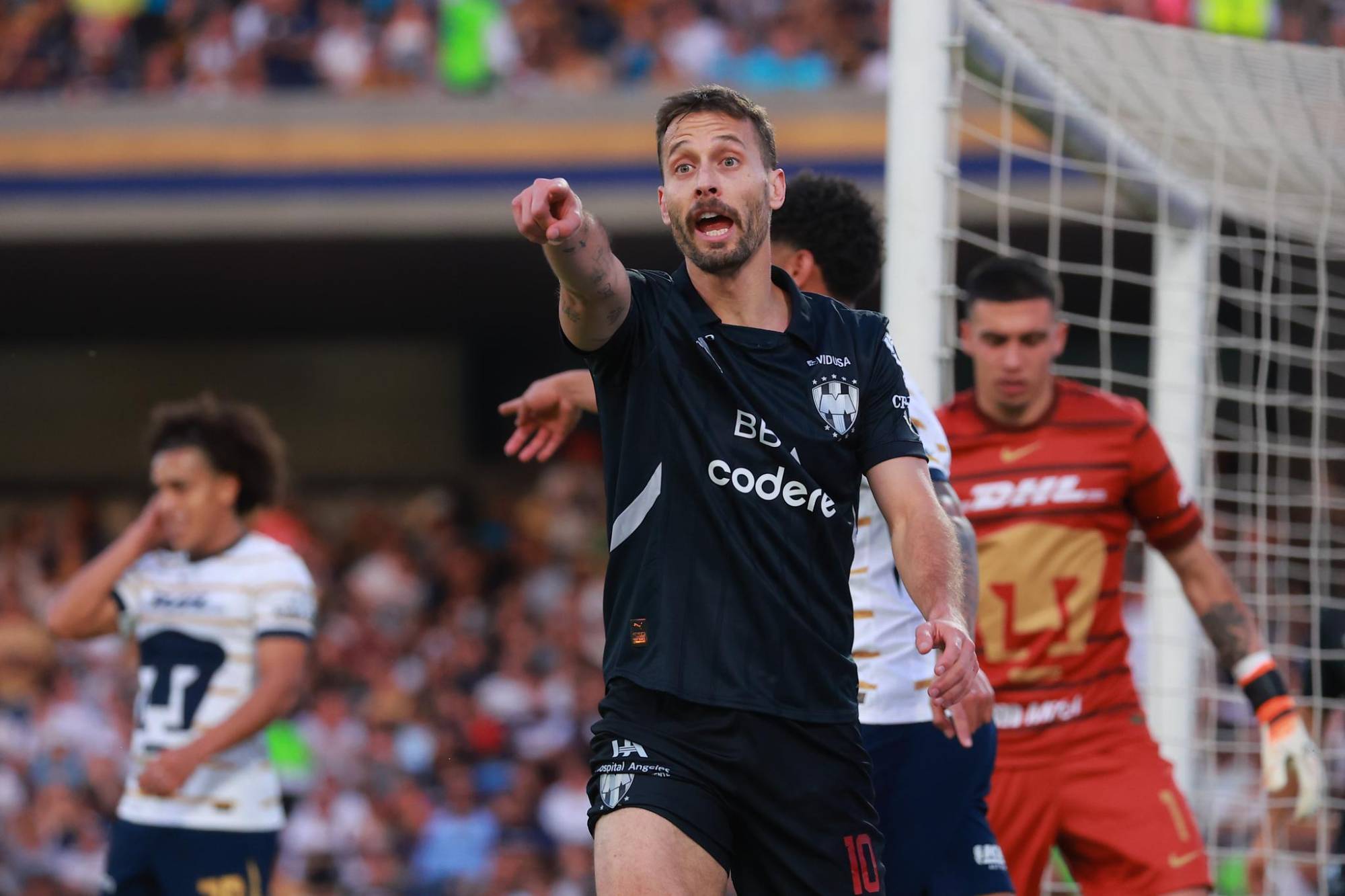 Rayados se impone categóricamente a Pumas en CU $!Rayados se impone categóricamente a Pumas en CU