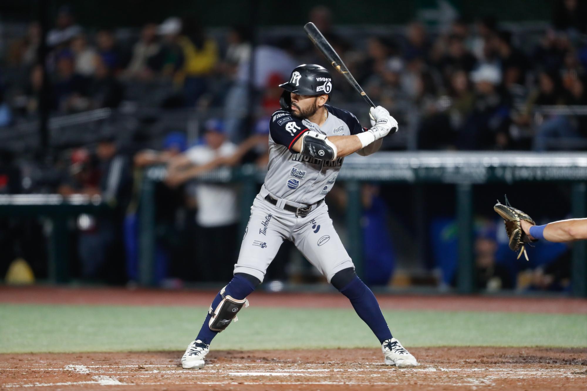 Se le escapa a Charros el segundo de la serie ante Sultanes $!Se le escapa a Charros el segundo de la serie ante Sultanes